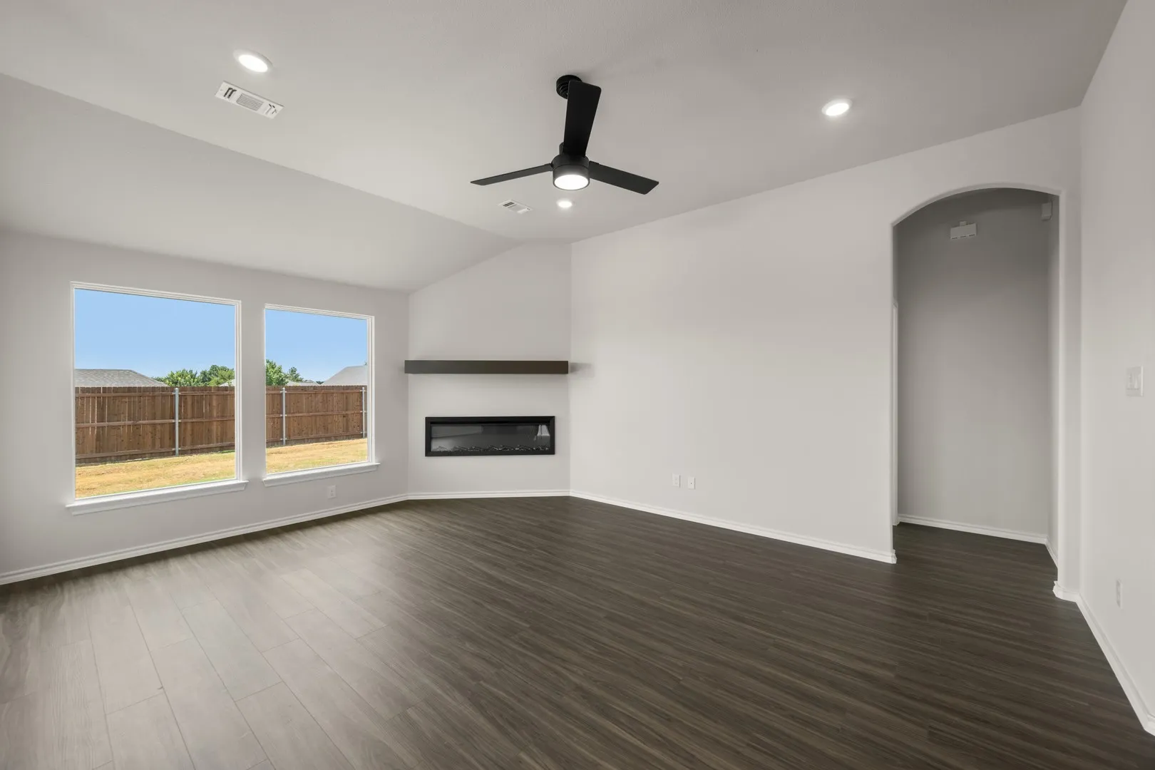 DFW-Waterford Park-Concept 1790-2216 Castle Rock Lane-Primary Suite- Risewell Homes