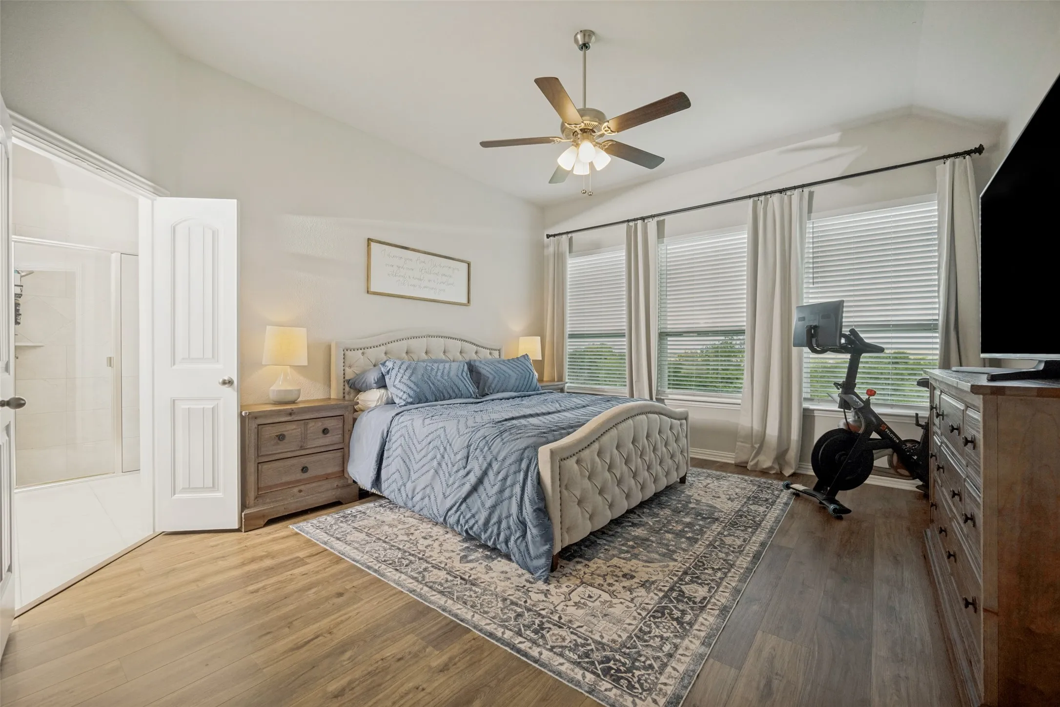 Single Family Residence For Sale in Denton County , 7421 Autumn Grove Lane, Ponder, Texas 76259, 4 Bedroom, 3 Bathroom, 3 Garage spaces, 2,548 Sqft, built in 2021, mls#21339368, Real Estate Agent in Ponder, Homes For Sale in Denton county, Homes For Sale in Ponder, Realtor in Ponder Texas, Real Estate Brokerage Independent Realty Texas, Luminita Cordes Realtor