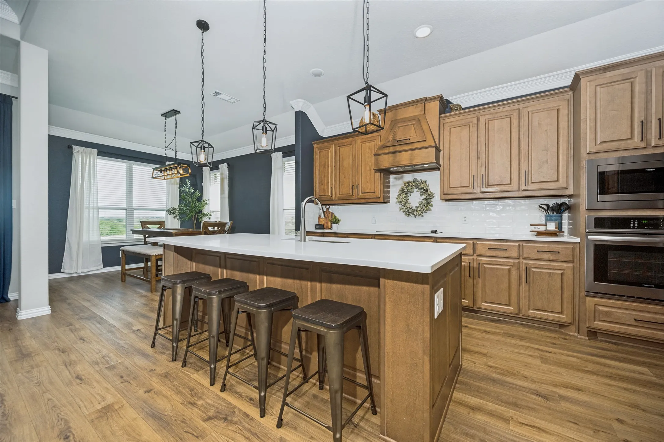 Single Family Residence For Sale in Denton County , 7421 Autumn Grove Lane, Ponder, Texas 76259, 4 Bedroom, 3 Bathroom, 3 Garage spaces, 2,548 Sqft, built in 2021, mls#21339368, Real Estate Agent in Ponder, Homes For Sale in Denton county, Homes For Sale in Ponder, Realtor in Ponder Texas, Real Estate Brokerage Independent Realty Texas, Luminita Cordes Realtor