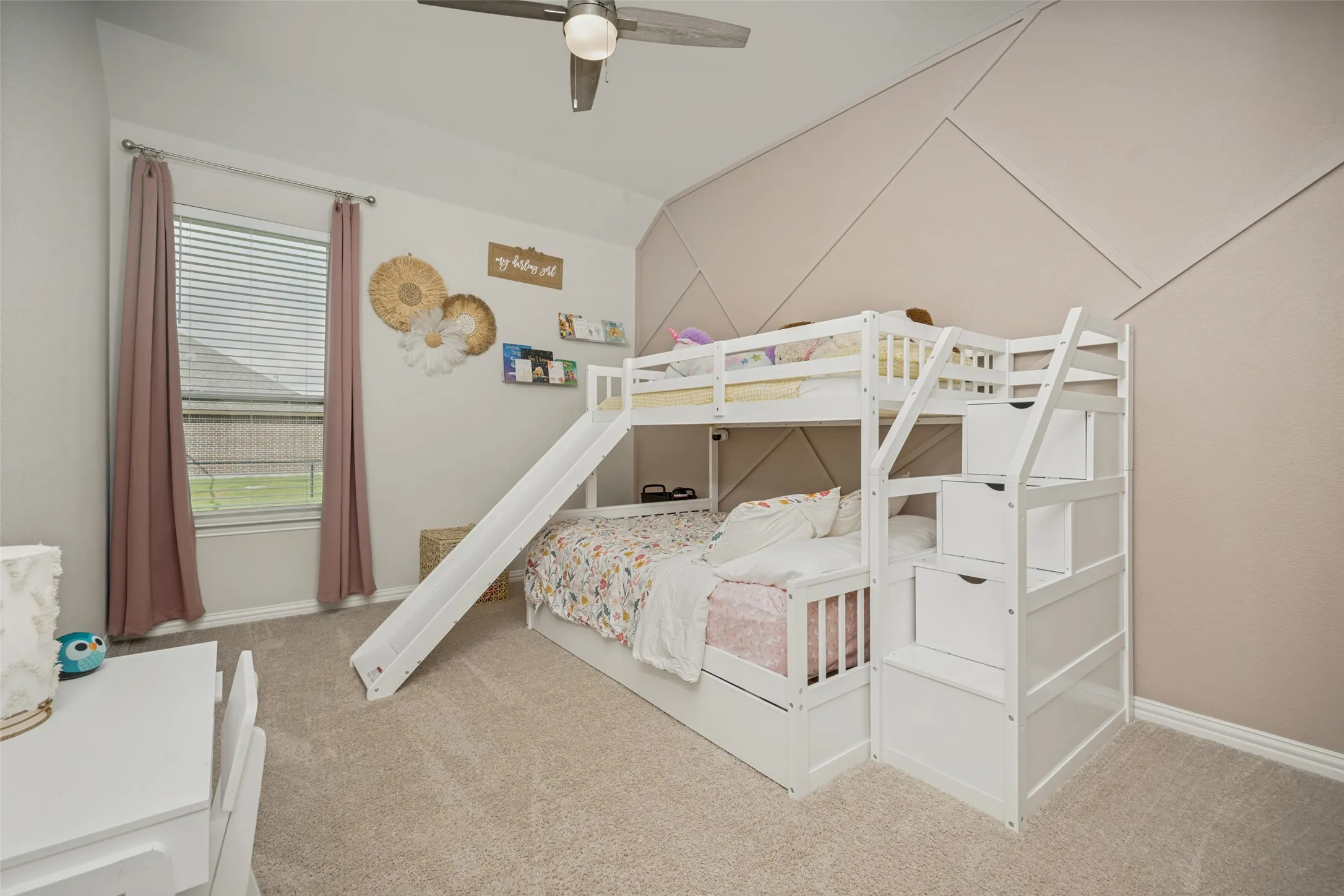 Single Family Residence For Sale in Denton County , 7421 Autumn Grove Lane, Ponder, Texas 76259, 4 Bedroom, 3 Bathroom, 3 Garage spaces, 2,548 Sqft, built in 2021, mls#21339368, Real Estate Agent in Ponder, Homes For Sale in Denton county, Homes For Sale in Ponder, Realtor in Ponder Texas, Real Estate Brokerage Independent Realty Texas, Luminita Cordes Realtor