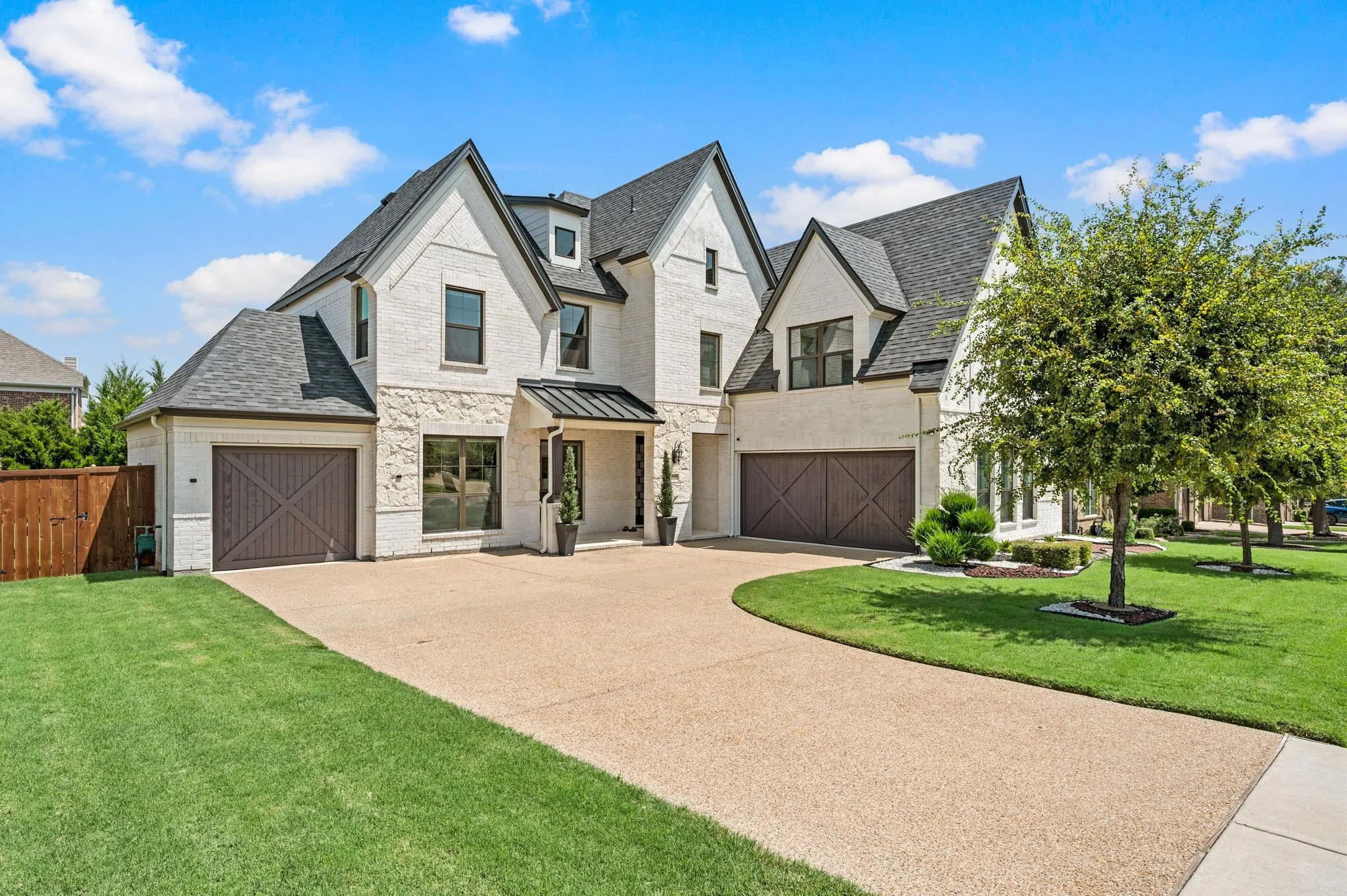 Single Family Residence For Sale in Collin County , 8808 Verona Drive, Mc Kinney, Texas 75071, 5 Bedroom, 5 Bathroom, 3 Garage spaces, 4,166 Sqft, built in 2020, mls#21322776, Real Estate Agent in Mc Kinney, Homes For Sale in Collin county, Homes For Sale in Mc Kinney, Realtor in Mc Kinney Texas, Real Estate Brokerage Independent Realty Texas, Luminita Cordes Realtor