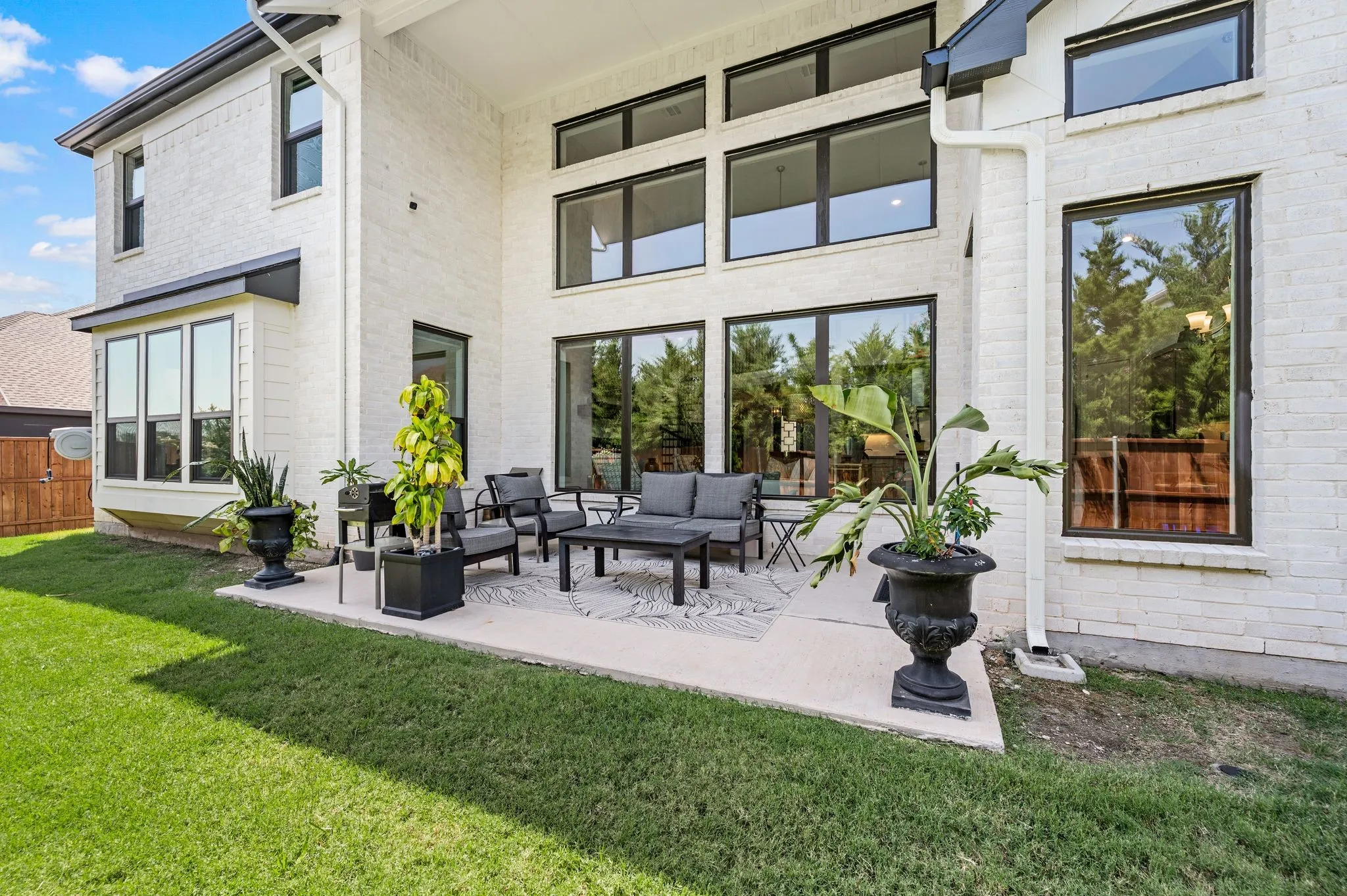 Black framed windows are energy efficient Low-E 366