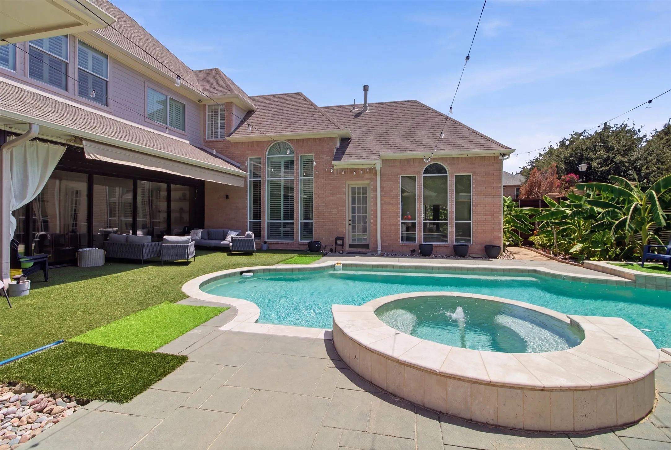 Single Family Residence For Sale in Collin County , 5103 Lincolnshire Court, Dallas, Texas 75287, 6 Bedroom, 7 Bathroom, 3 Garage spaces, 5,007 Sqft, built in 1993, mls#21331538, Real Estate Agent in Dallas, Homes For Sale in Collin county, Homes For Sale in Dallas, Realtor in Dallas Texas, Real Estate Brokerage Independent Realty Texas, Luminita Cordes Realtor