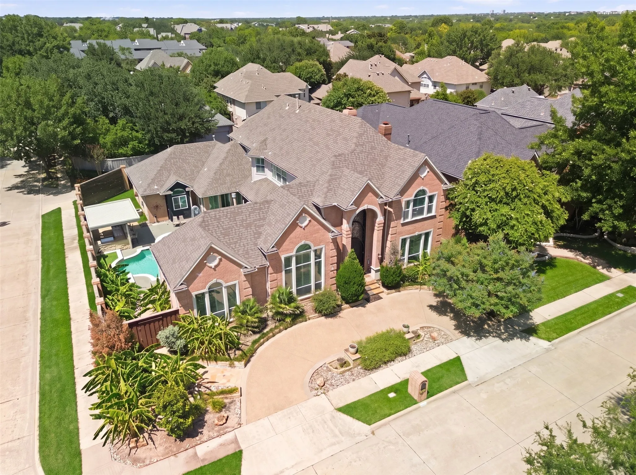 Single Family Residence For Sale in Collin County , 5103 Lincolnshire Court, Dallas, Texas 75287, 6 Bedroom, 7 Bathroom, 3 Garage spaces, 5,007 Sqft, built in 1993, mls#21331538, Real Estate Agent in Dallas, Homes For Sale in Collin county, Homes For Sale in Dallas, Realtor in Dallas Texas, Real Estate Brokerage Independent Realty Texas, Luminita Cordes Realtor