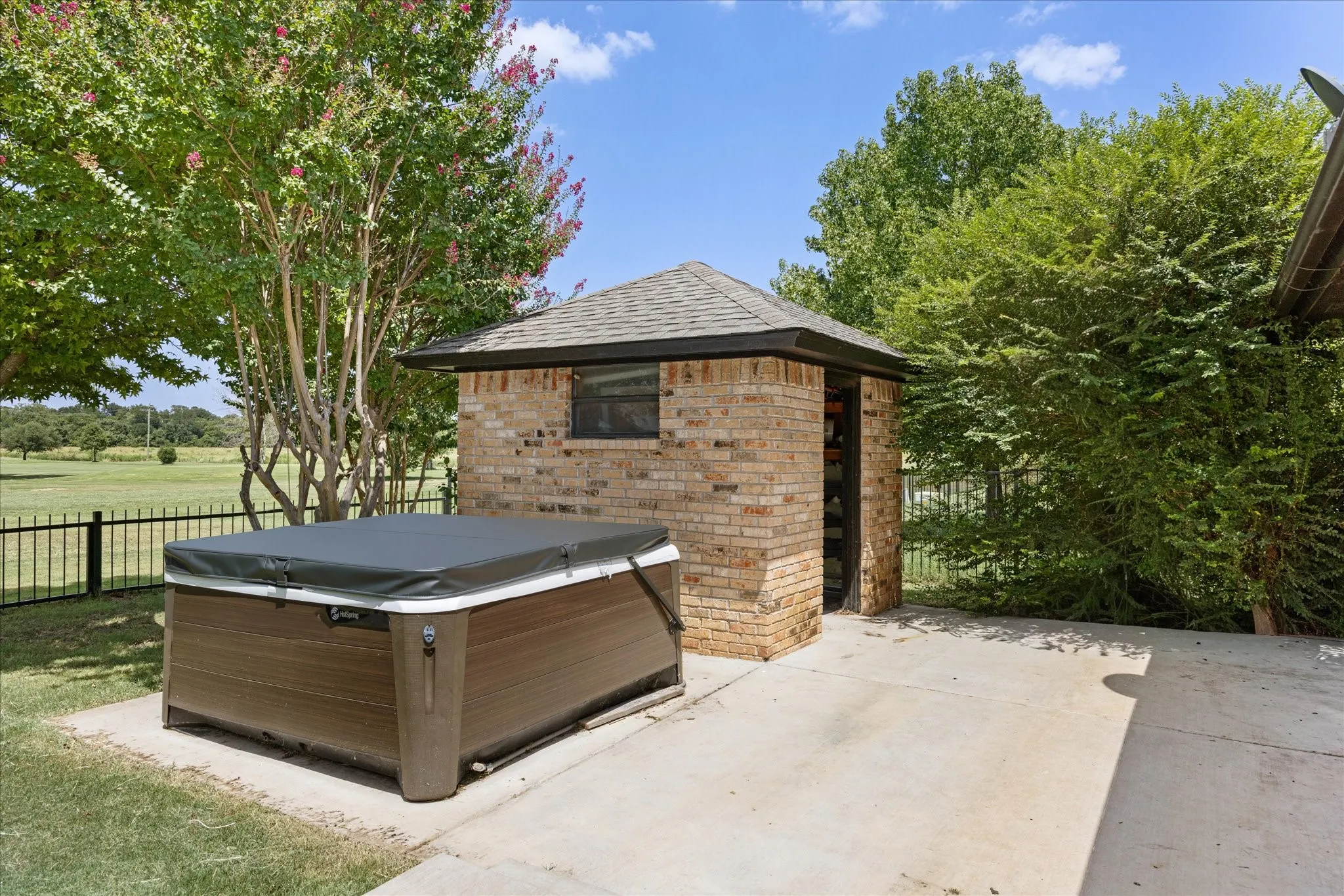 Single Family Residence For Sale in Erath County , 1003 Prairie Wind Boulevard, Stephenville, Texas 76401, 3 Bedroom, 2 Bathroom, 2 Garage spaces, 1,783 Sqft, built in 1998, mls#21337650, Real Estate Agent in Stephenville, Homes For Sale in Erath county, Homes For Sale in Stephenville, Realtor in Stephenville Texas, Real Estate Brokerage Independent Realty Texas, Luminita Cordes Realtor