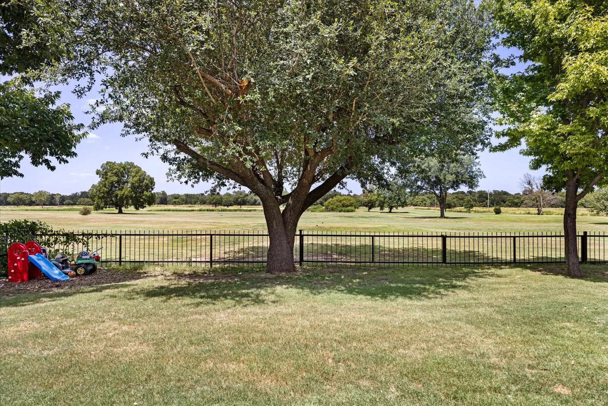 Single Family Residence For Sale in Erath County , 1003 Prairie Wind Boulevard, Stephenville, Texas 76401, 3 Bedroom, 2 Bathroom, 2 Garage spaces, 1,783 Sqft, built in 1998, mls#21337650, Real Estate Agent in Stephenville, Homes For Sale in Erath county, Homes For Sale in Stephenville, Realtor in Stephenville Texas, Real Estate Brokerage Independent Realty Texas, Luminita Cordes Realtor