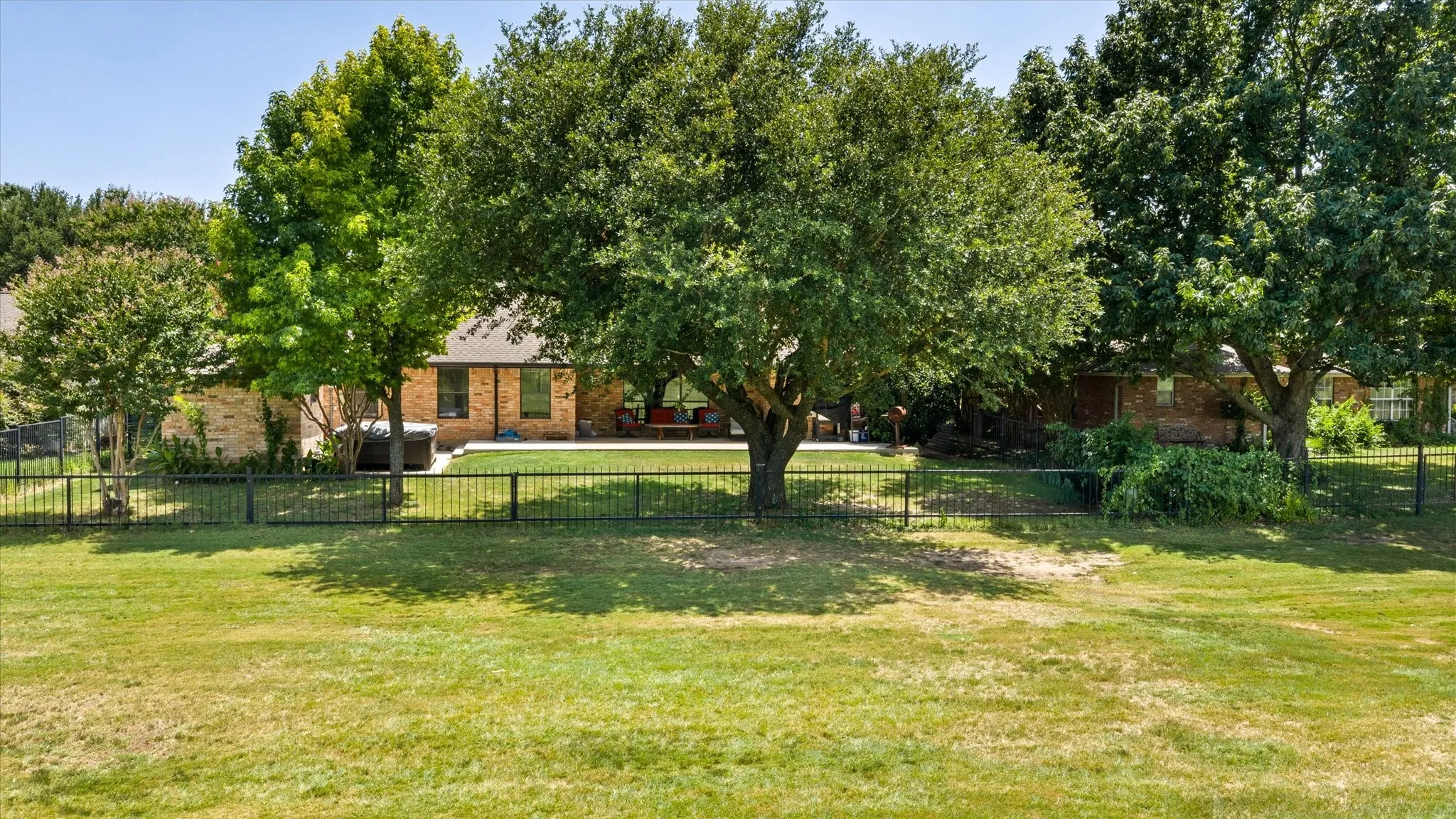Single Family Residence For Sale in Erath County , 1003 Prairie Wind Boulevard, Stephenville, Texas 76401, 3 Bedroom, 2 Bathroom, 2 Garage spaces, 1,783 Sqft, built in 1998, mls#21337650, Real Estate Agent in Stephenville, Homes For Sale in Erath county, Homes For Sale in Stephenville, Realtor in Stephenville Texas, Real Estate Brokerage Independent Realty Texas, Luminita Cordes Realtor