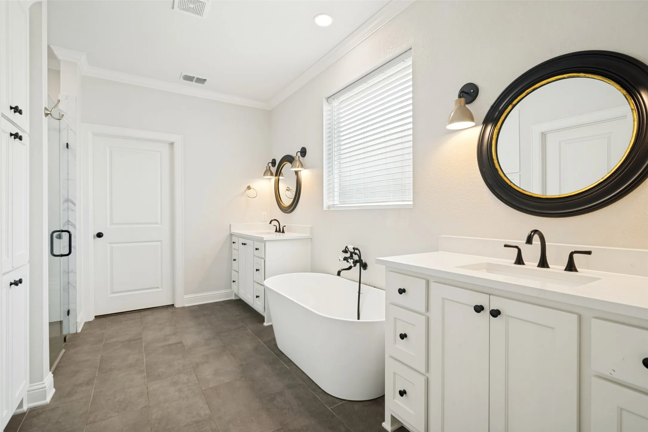 Single Family Residence For Sale in Smith County , 219 Kaul Lane, Bullard, Texas 75757, 4 Bedroom, 3 Bathroom, 2 Garage spaces, 2,366 Sqft, built in 2021, mls#21339375, Real Estate Agent in Bullard, Homes For Sale in Smith county, Homes For Sale in Bullard, Realtor in Bullard Texas, Real Estate Brokerage Independent Realty Texas, Luminita Cordes Realtor