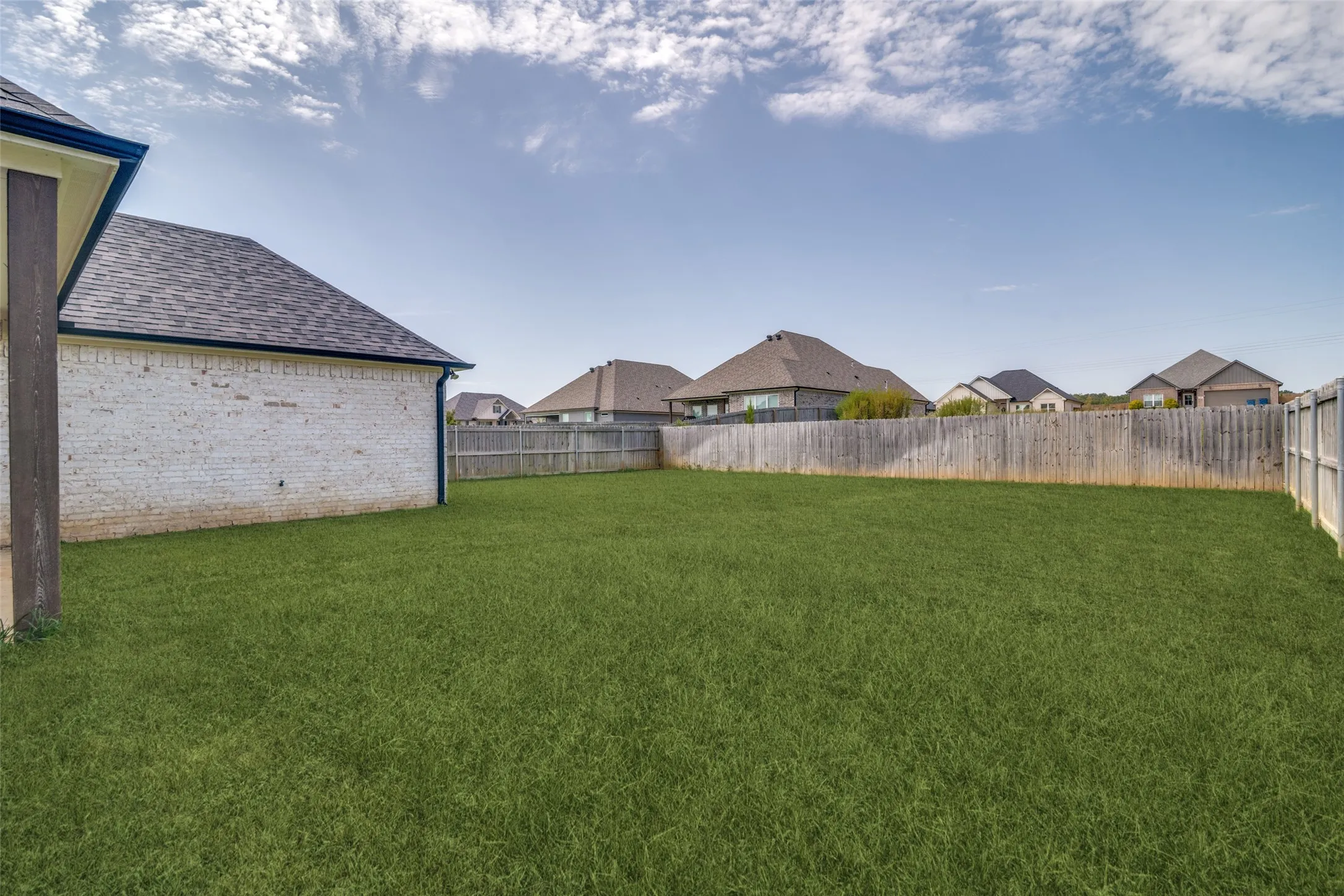Single Family Residence For Sale in Smith County , 219 Kaul Lane, Bullard, Texas 75757, 4 Bedroom, 3 Bathroom, 2 Garage spaces, 2,366 Sqft, built in 2021, mls#21339375, Real Estate Agent in Bullard, Homes For Sale in Smith county, Homes For Sale in Bullard, Realtor in Bullard Texas, Real Estate Brokerage Independent Realty Texas, Luminita Cordes Realtor