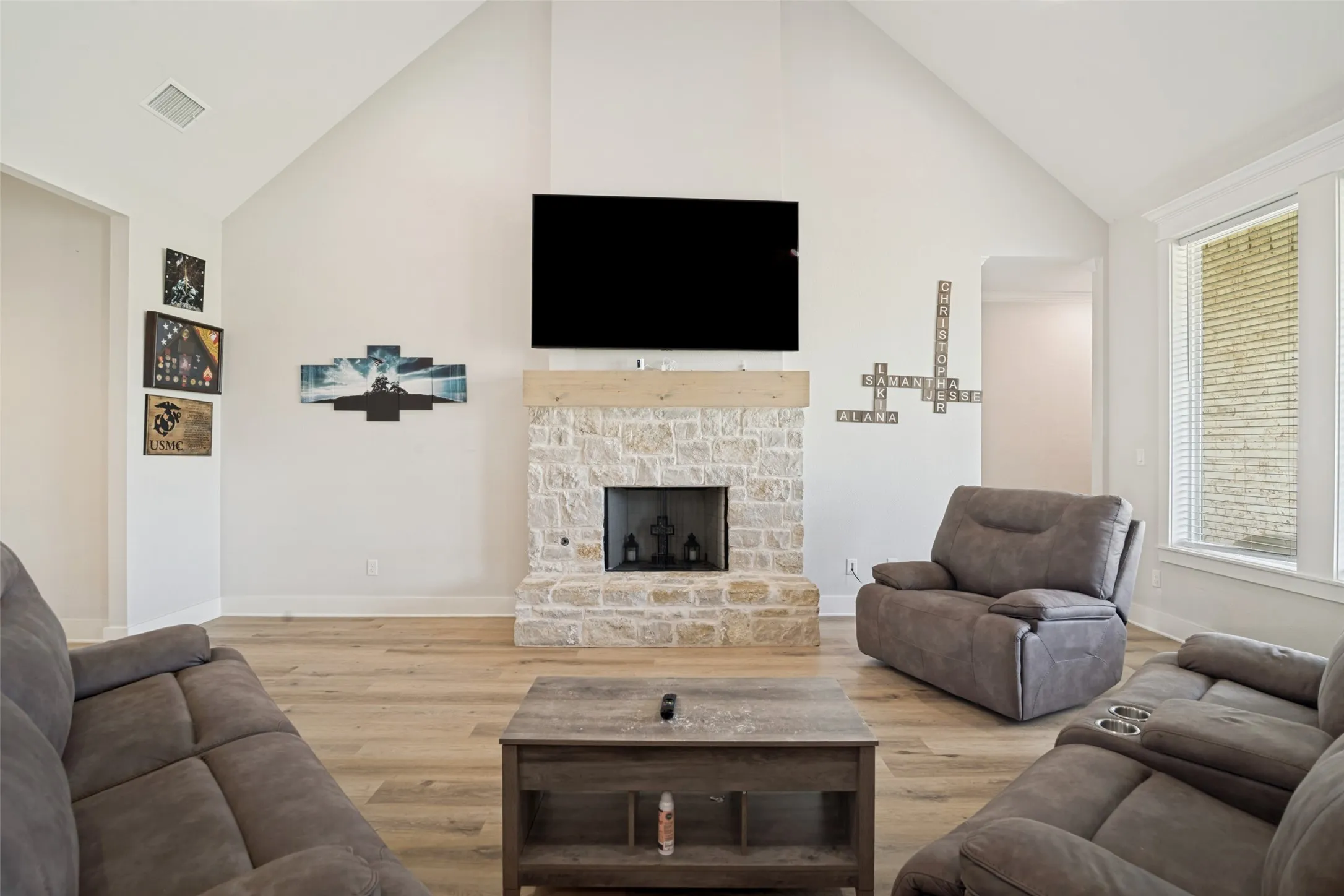 Single Family Residence For Sale in Smith County , 219 Kaul Lane, Bullard, Texas 75757, 4 Bedroom, 3 Bathroom, 2 Garage spaces, 2,366 Sqft, built in 2021, mls#21339375, Real Estate Agent in Bullard, Homes For Sale in Smith county, Homes For Sale in Bullard, Realtor in Bullard Texas, Real Estate Brokerage Independent Realty Texas, Luminita Cordes Realtor