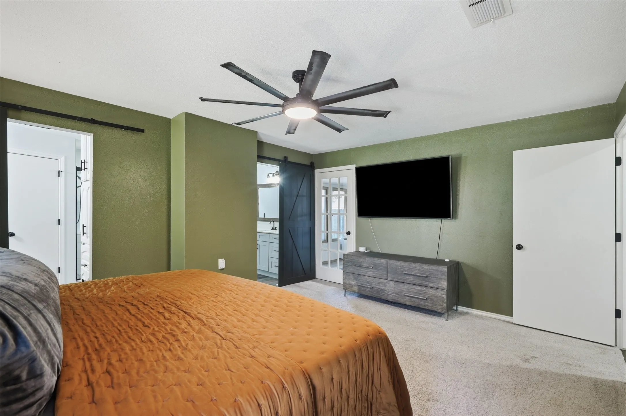 Huge primary suite with 2 vanities and 2 walk-in closets