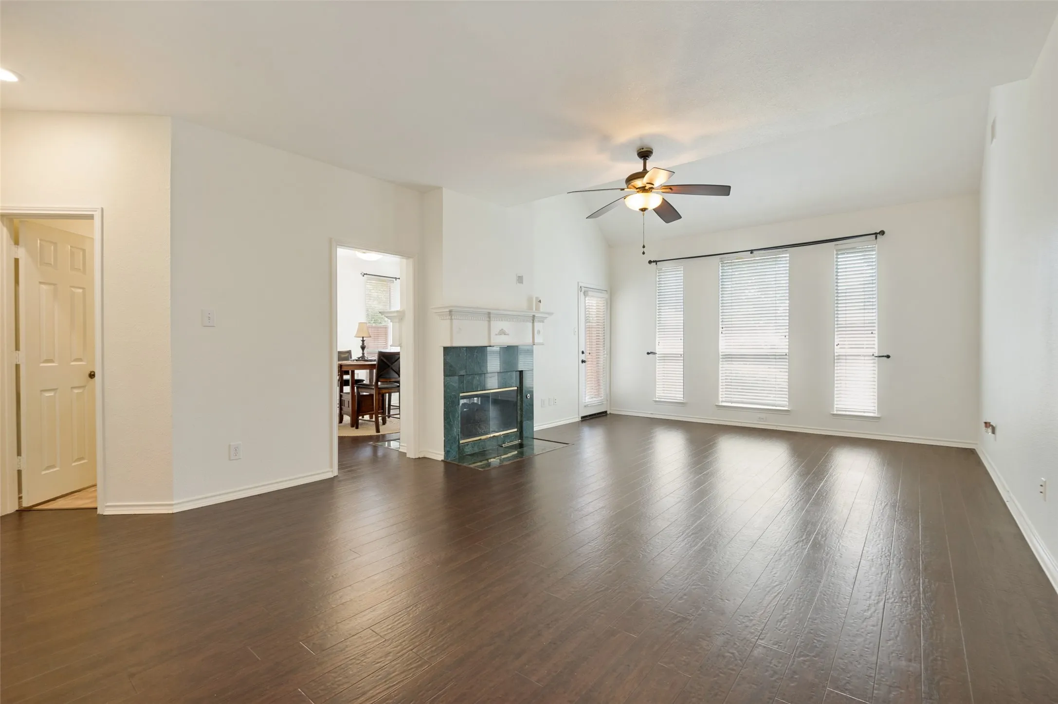 Single Family Residence For Sale in Collin County , 4720 Portrait Lane, Plano, Texas 75024, 3 Bedroom, 3 Bathroom, 2 Garage spaces, 2,449 Sqft, built in 1990, mls#21339410, Real Estate Agent in Plano, Homes For Sale in Collin county, Homes For Sale in Plano, Realtor in Plano Texas, Real Estate Brokerage Independent Realty Texas, Luminita Cordes Realtor