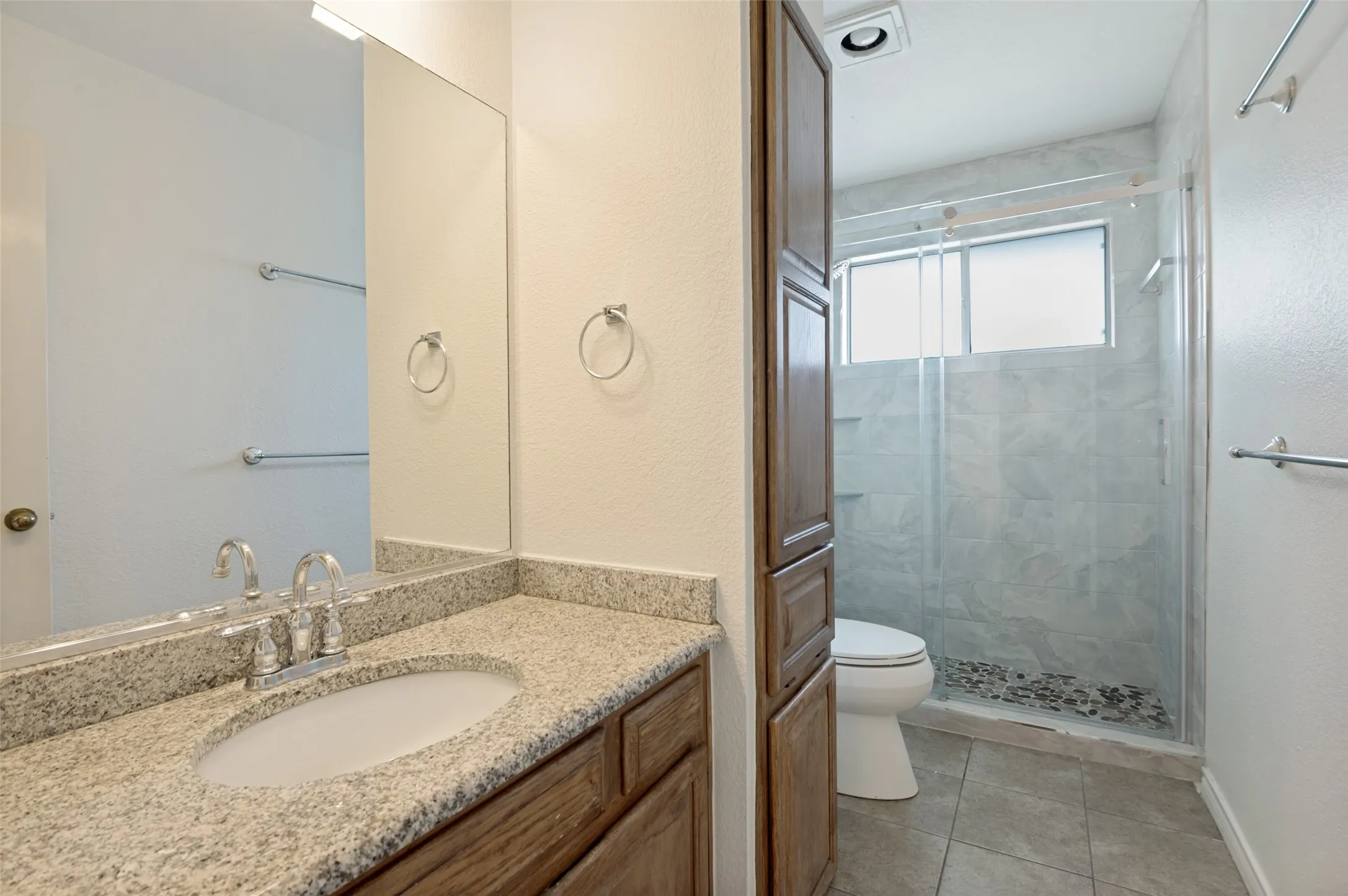 Single Family Residence For Sale in Collin County , 4720 Portrait Lane, Plano, Texas 75024, 3 Bedroom, 3 Bathroom, 2 Garage spaces, 2,449 Sqft, built in 1990, mls#21339410, Real Estate Agent in Plano, Homes For Sale in Collin county, Homes For Sale in Plano, Realtor in Plano Texas, Real Estate Brokerage Independent Realty Texas, Luminita Cordes Realtor