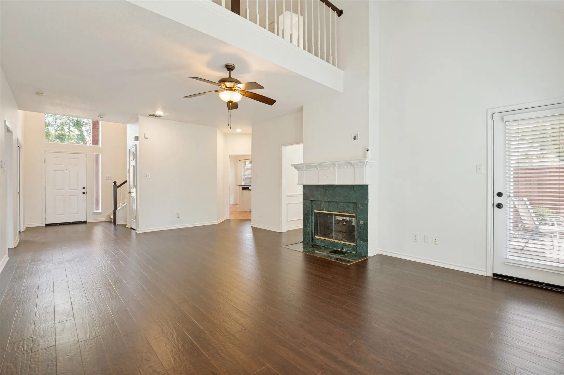 Single Family Residence For Sale in Collin County , 4720 Portrait Lane, Plano, Texas 75024, 3 Bedroom, 3 Bathroom, 2 Garage spaces, 2,449 Sqft, built in 1990, mls#21339410, Real Estate Agent in Plano, Homes For Sale in Collin county, Homes For Sale in Plano, Realtor in Plano Texas, Real Estate Brokerage Independent Realty Texas, Luminita Cordes Realtor