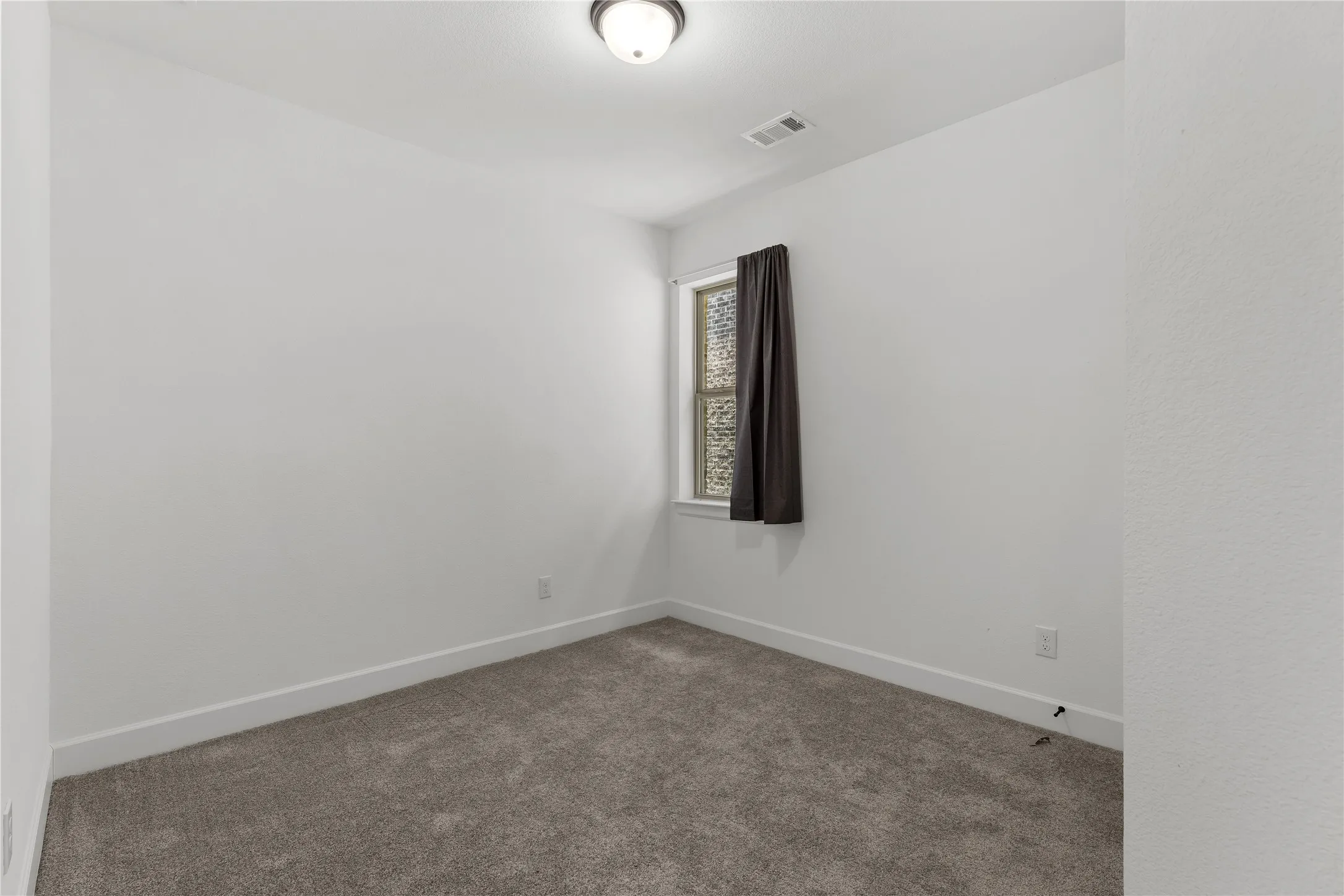 Single Family Residence For Sale in Tarrant County , 8608 Spindletop Drive, Fort Worth, Texas 76120, 3 Bedroom, 2 Bathroom, 2 Garage spaces, 1,893 Sqft, built in 2023, mls#21336064, Real Estate Agent in Fort Worth, Homes For Sale in Tarrant county, Homes For Sale in Fort Worth, Realtor in Fort Worth Texas, Real Estate Brokerage Independent Realty Texas, Luminita Cordes Realtor