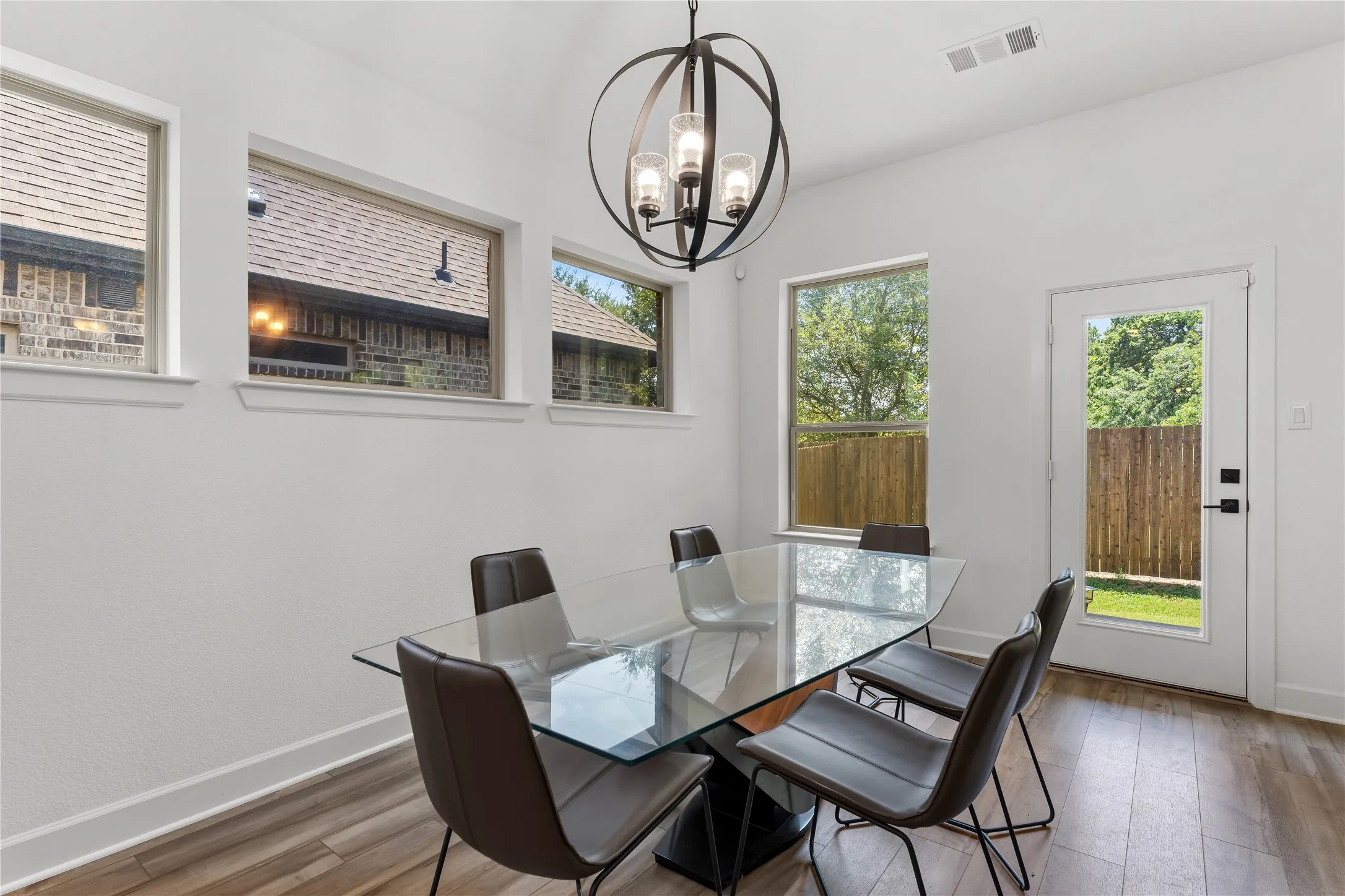 Single Family Residence For Sale in Tarrant County , 8608 Spindletop Drive, Fort Worth, Texas 76120, 3 Bedroom, 2 Bathroom, 2 Garage spaces, 1,893 Sqft, built in 2023, mls#21336064, Real Estate Agent in Fort Worth, Homes For Sale in Tarrant county, Homes For Sale in Fort Worth, Realtor in Fort Worth Texas, Real Estate Brokerage Independent Realty Texas, Luminita Cordes Realtor