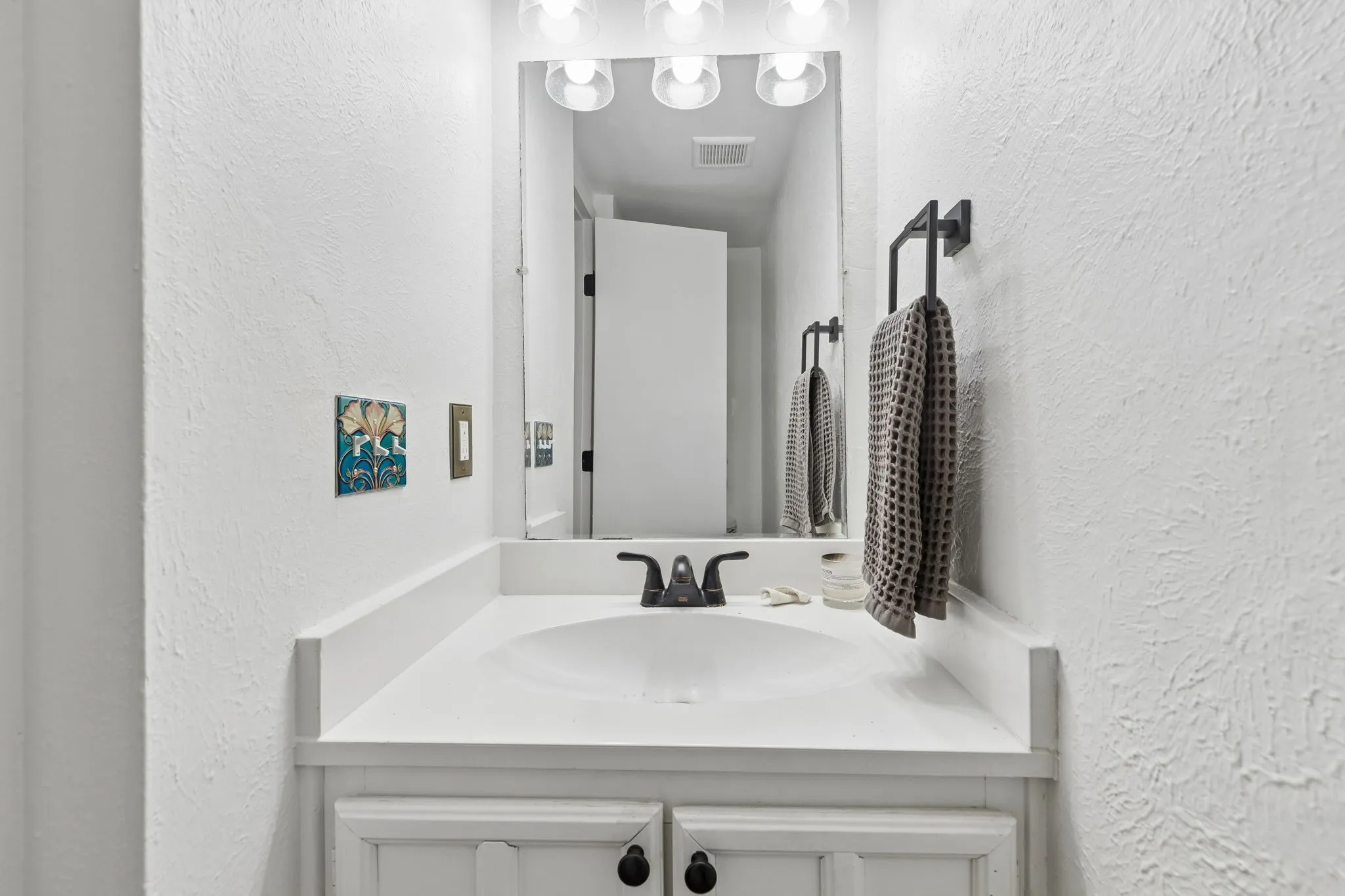 Powder Bath located just off of the Entry.