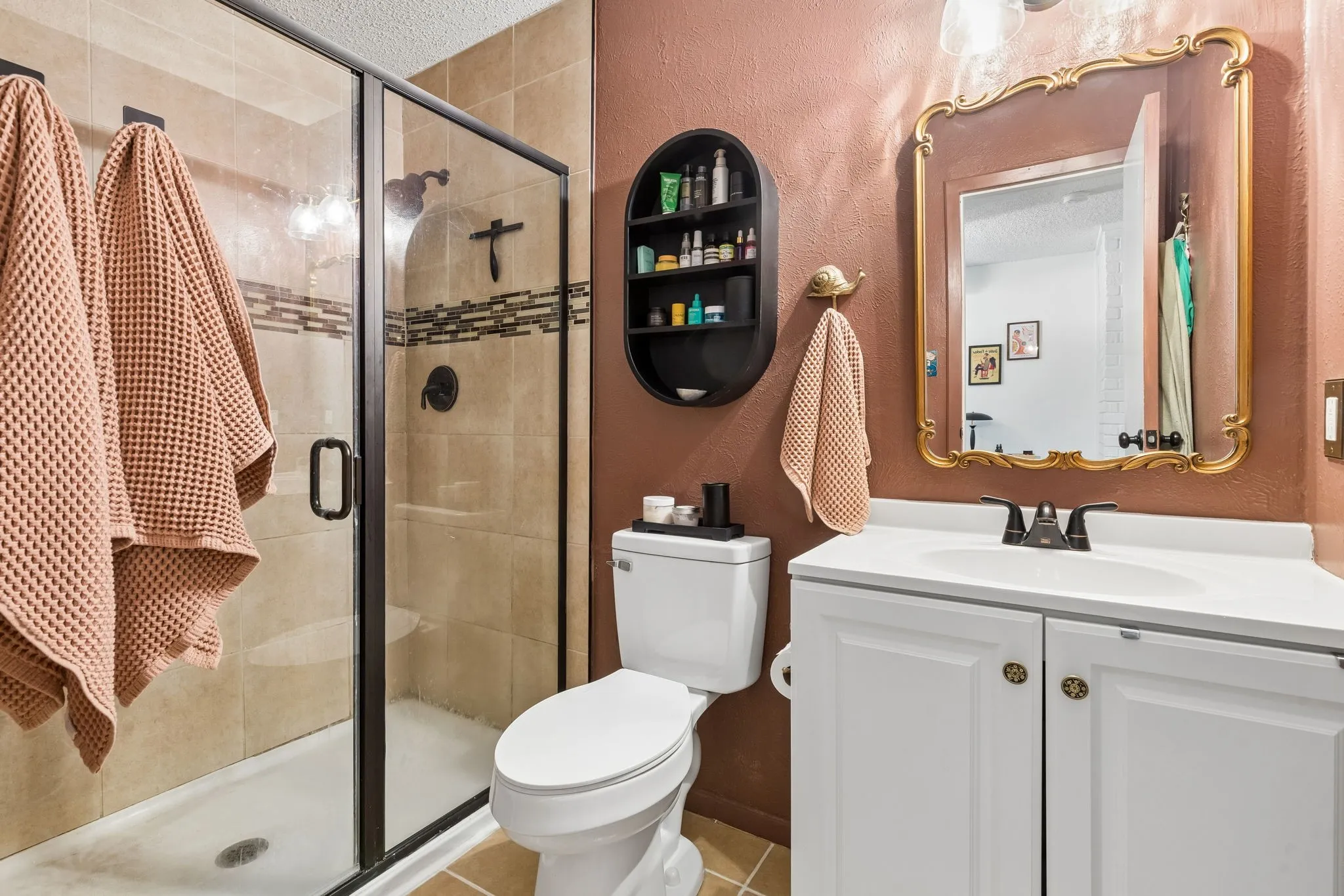 Townhouse For Sale in Dallas County , 4921 Rollingwood Court, Garland, Texas 75043, 2 Bedroom, 3 Bathroom, Garage spaces, 1,622 Sqft, built in 1973, mls#21323702, Real Estate Agent in Garland, Homes For Sale in Dallas county, Homes For Sale in Garland, Realtor in Garland Texas, Real Estate Brokerage Independent Realty Texas, Luminita Cordes Realtor