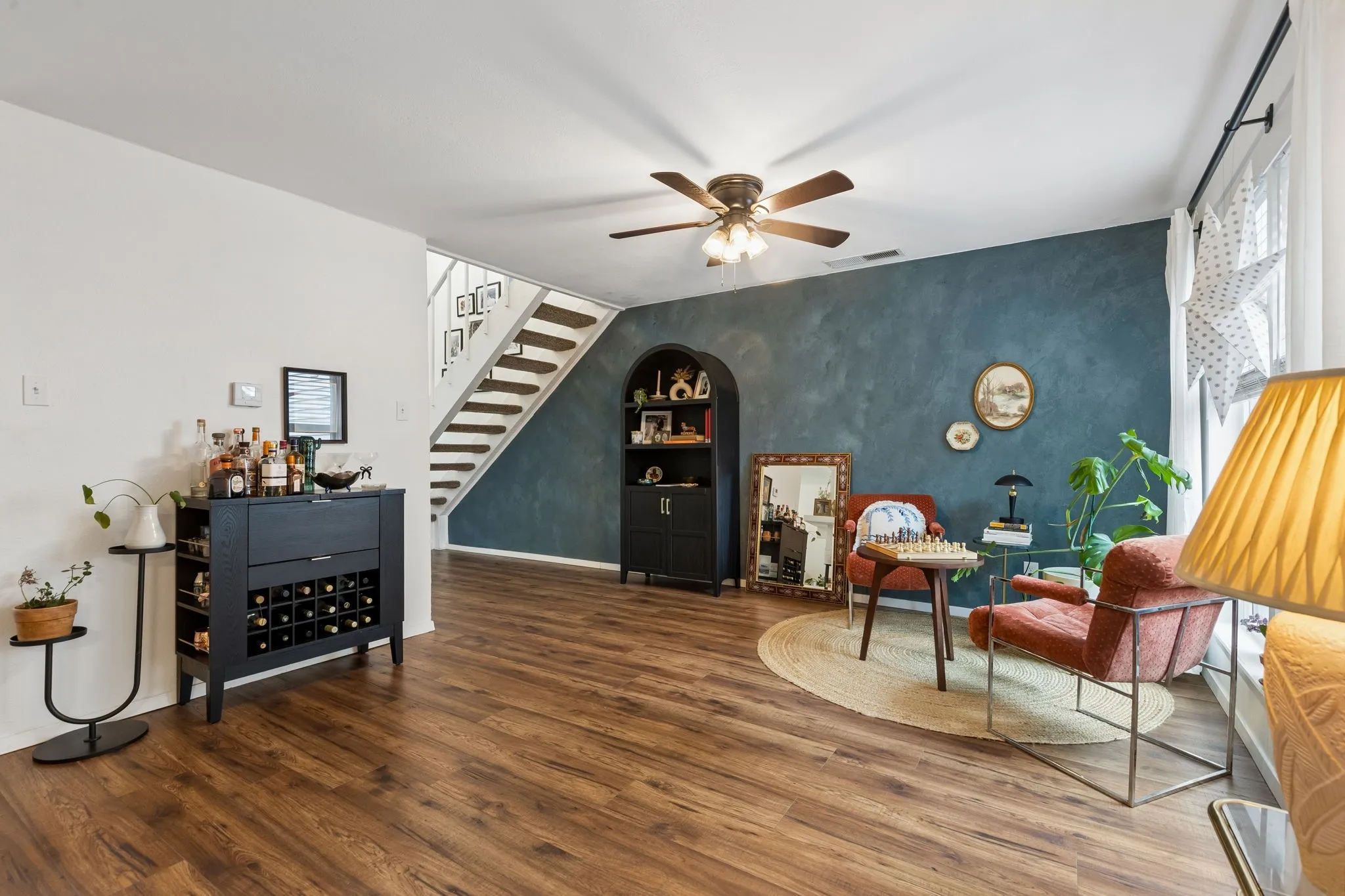 Townhouse For Sale in Dallas County , 4921 Rollingwood Court, Garland, Texas 75043, 2 Bedroom, 3 Bathroom, Garage spaces, 1,622 Sqft, built in 1973, mls#21323702, Real Estate Agent in Garland, Homes For Sale in Dallas county, Homes For Sale in Garland, Realtor in Garland Texas, Real Estate Brokerage Independent Realty Texas, Luminita Cordes Realtor