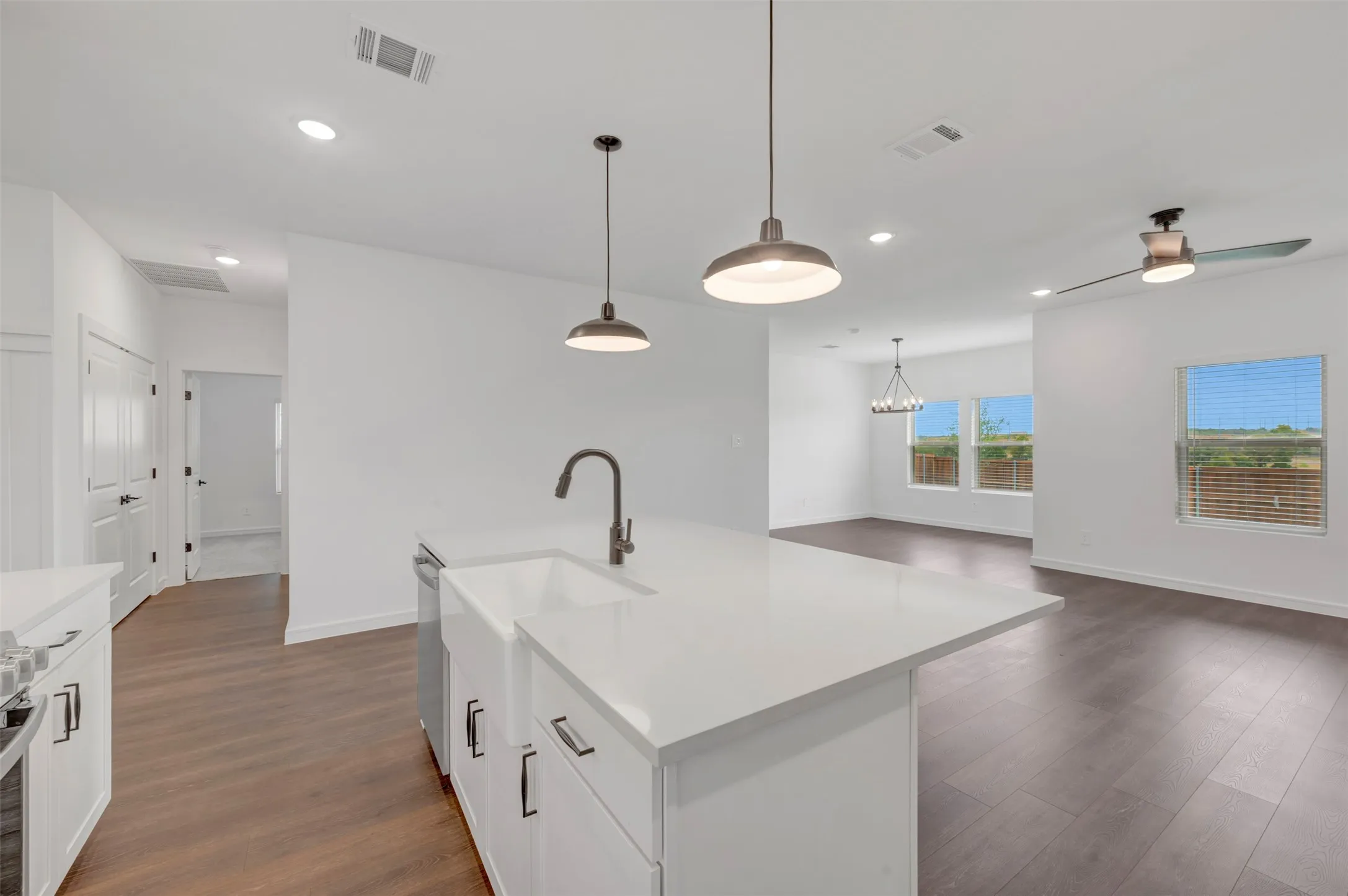 Single Family Residence For Sale in Wise County , 143 Summer Rain Way, Newark, Texas 76071, 4 Bedroom, 2 Bathroom, 2 Garage spaces, 1,825 Sqft, built in 2026, mls#21339419, Real Estate Agent in Newark, Homes For Sale in Wise county, Homes For Sale in Newark, Realtor in Newark Texas, Real Estate Brokerage Independent Realty Texas, Luminita Cordes Realtor