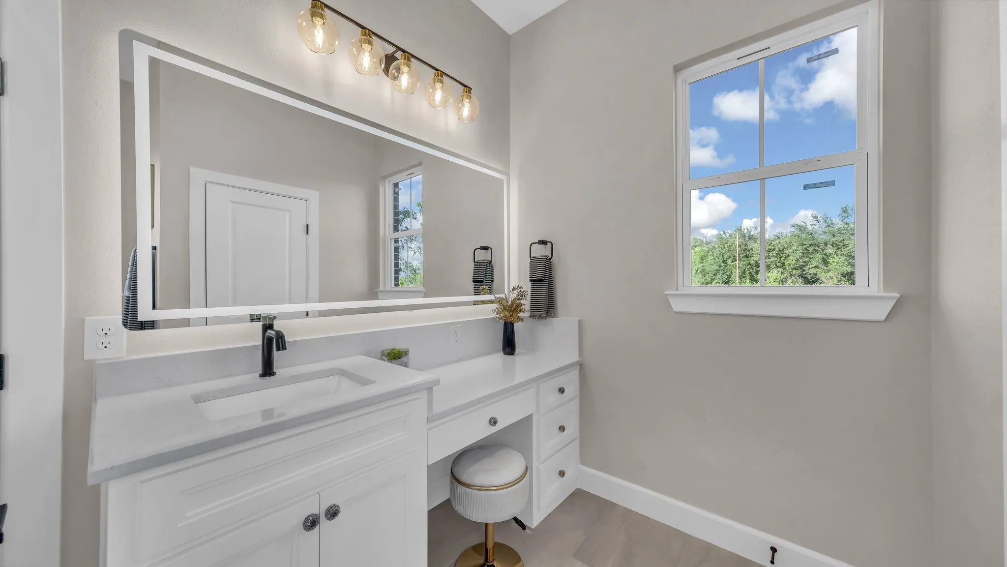 Single Family Residence For Sale in Hood County , 3171-A Pear Orchard Road, Granbury, Texas 76048, 4 Bedroom, 5 Bathroom, 2 Garage spaces, 2,675 Sqft, built in 2026, mls#21339420, Real Estate Agent in Granbury, Homes For Sale in Hood county, Homes For Sale in Granbury, Realtor in Granbury Texas, Real Estate Brokerage Independent Realty Texas, Luminita Cordes Realtor