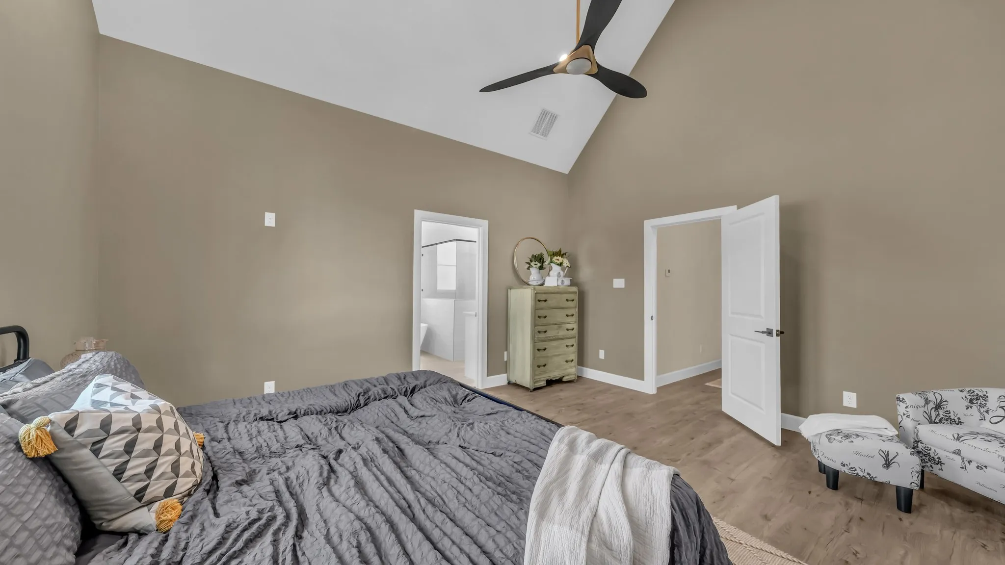 Single Family Residence For Sale in Hood County , 3171-A Pear Orchard Road, Granbury, Texas 76048, 4 Bedroom, 5 Bathroom, 2 Garage spaces, 2,675 Sqft, built in 2026, mls#21339420, Real Estate Agent in Granbury, Homes For Sale in Hood county, Homes For Sale in Granbury, Realtor in Granbury Texas, Real Estate Brokerage Independent Realty Texas, Luminita Cordes Realtor