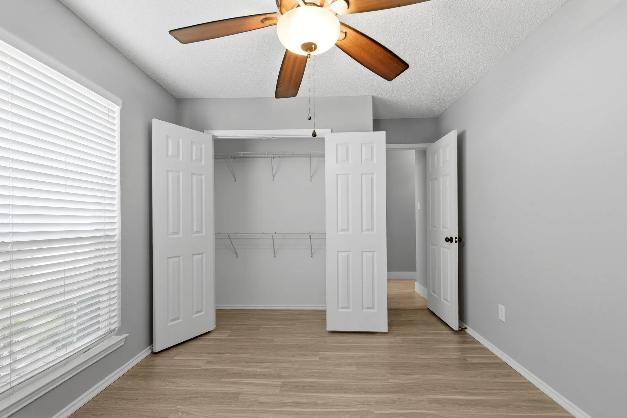 Bedroom 4 (alternate angle)