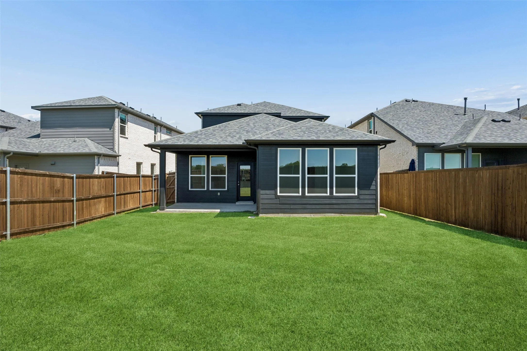 Single Family Residence For Sale in Collin County , 807 Sicily Boulevard, Princeton, Texas 75407, 4 Bedroom, 3 Bathroom, 2 Garage spaces, 2,438 Sqft, built in 2025, mls#21339472, Real Estate Agent in Princeton, Homes For Sale in Collin county, Homes For Sale in Princeton, Realtor in Princeton Texas, Real Estate Brokerage Independent Realty Texas, Luminita Cordes Realtor