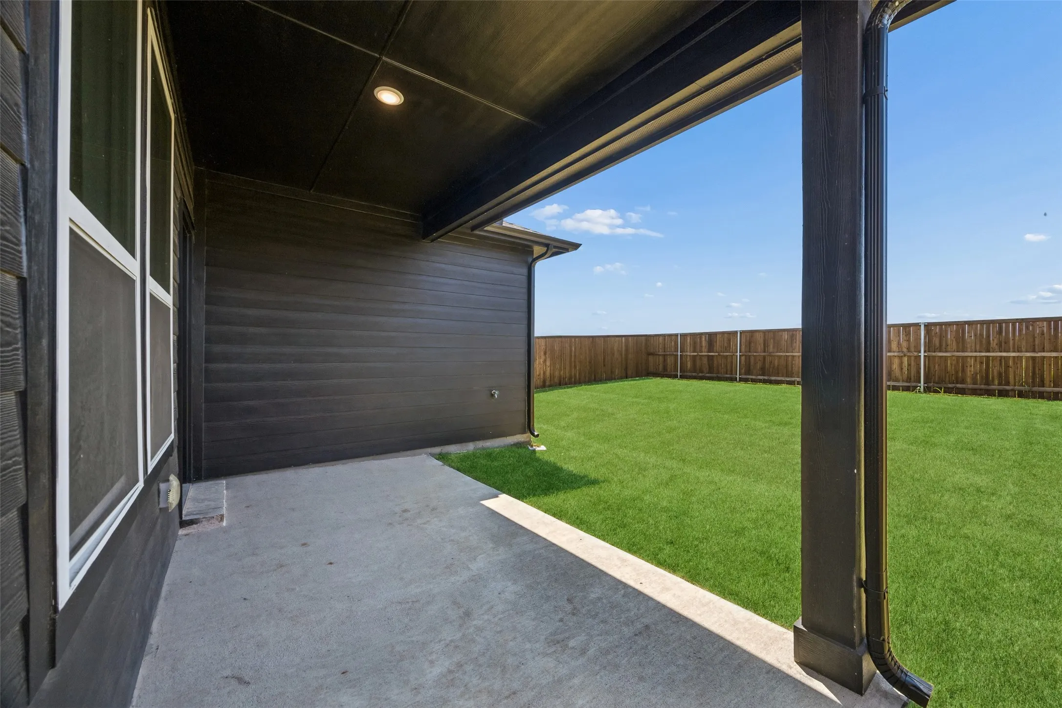 Single Family Residence For Sale in Collin County , 807 Sicily Boulevard, Princeton, Texas 75407, 4 Bedroom, 3 Bathroom, 2 Garage spaces, 2,438 Sqft, built in 2025, mls#21339472, Real Estate Agent in Princeton, Homes For Sale in Collin county, Homes For Sale in Princeton, Realtor in Princeton Texas, Real Estate Brokerage Independent Realty Texas, Luminita Cordes Realtor