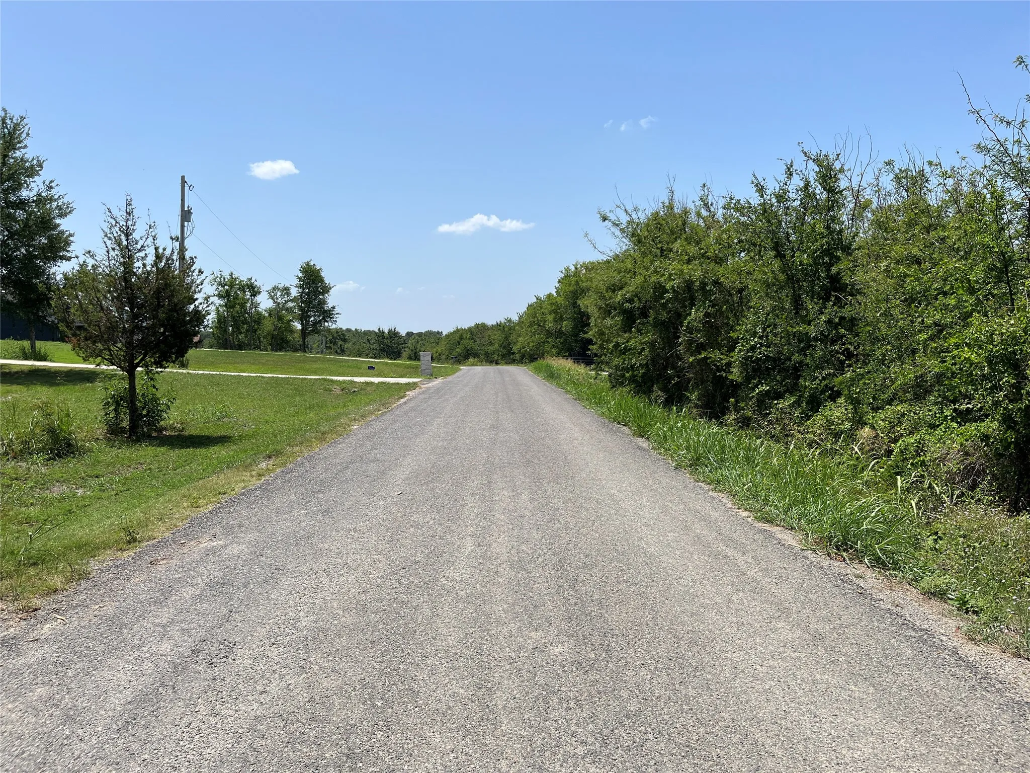 Unimproved Land For Sale in Grayson County , 910 Kentucky Town Road, Whitewright, Texas 75491, 0, 0, Garage spaces, 0 Sqft, built in 0, mls#21336486, Real Estate Agent in Whitewright, Homes For Sale in Grayson county, Homes For Sale in Whitewright, Realtor in Whitewright Texas, Real Estate Brokerage Independent Realty Texas, Luminita Cordes Realtor