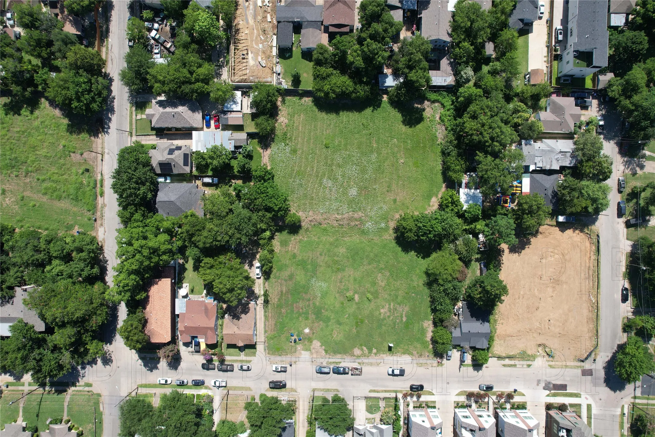 Unimproved Land For Sale in Dallas County , 211 E Neely Street, Dallas, Texas 75203, 0, 0, Garage spaces, 0 Sqft, built in 0, Price $2,800,000, mls#21339488, Real Estate Agent in Dallas, Homes For Sale in Dallas county, Homes For Sale in Dallas, Realtor in Dallas Texas, Real Estate Brokerage Independent Realty Texas, Luminita Cordes Realtor