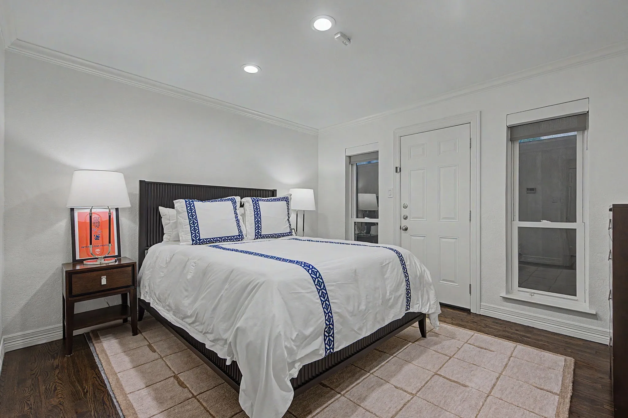 Townhouse For Sale in Dallas County , 4415 Holland Avenue D, Dallas, Texas 75219, 3 Bedroom, 3 Bathroom, 2 Garage spaces, 2,102 Sqft, built in 2001, mls#21339367, Real Estate Agent in Dallas, Homes For Sale in Dallas county, Homes For Sale in Dallas, Realtor in Dallas Texas, Real Estate Brokerage Independent Realty Texas, Luminita Cordes Realtor