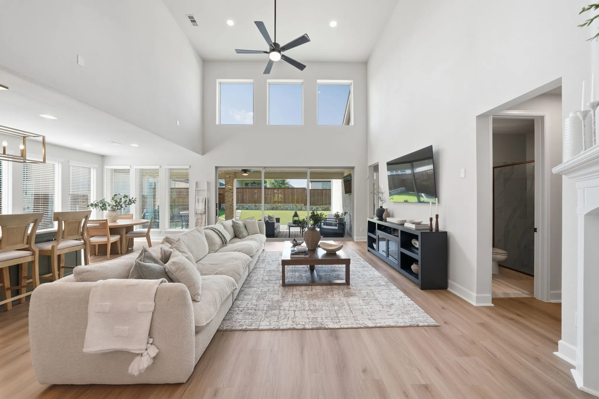 Single Family Residence For Sale in Collin County , 2229 Plumeria Lane, Celina, Texas 75009, 5 Bedroom, 4 Bathroom, 3 Garage spaces, 3,878 Sqft, built in 2024, mls#21339101, Real Estate Agent in Celina, Homes For Sale in Collin county, Homes For Sale in Celina, Realtor in Celina Texas, Real Estate Brokerage Independent Realty Texas, Luminita Cordes Realtor
