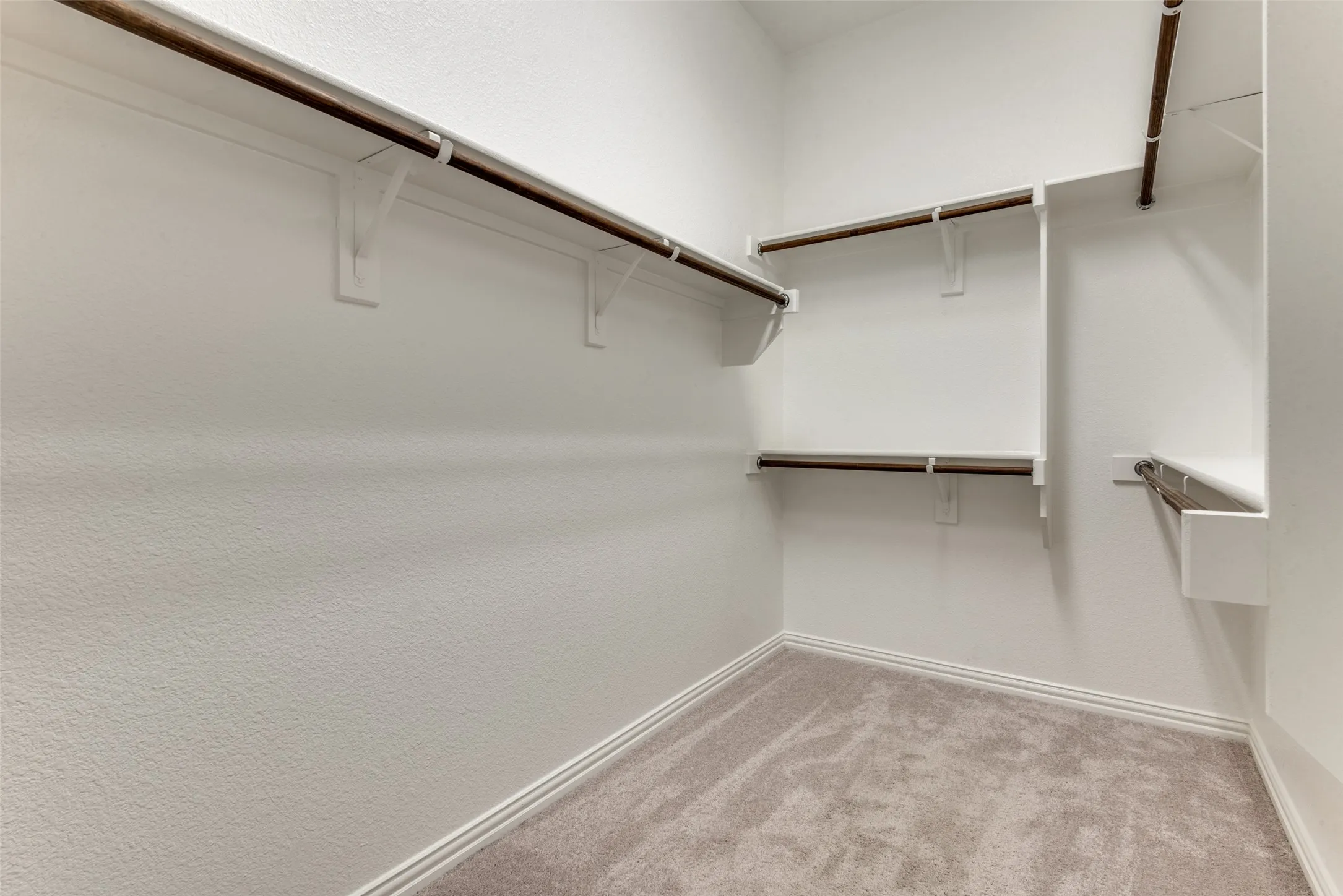 Single Family Residence For Sale in Denton County , 708 Dusty Trail, Little Elm, Texas 76227, 4 Bedroom, 3 Bathroom, 3 Garage spaces, 3,590 Sqft, built in 2018, mls#21339125, Real Estate Agent in Little Elm, Homes For Sale in Denton county, Homes For Sale in Little Elm, Realtor in Little Elm Texas, Real Estate Brokerage Independent Realty Texas, Luminita Cordes Realtor