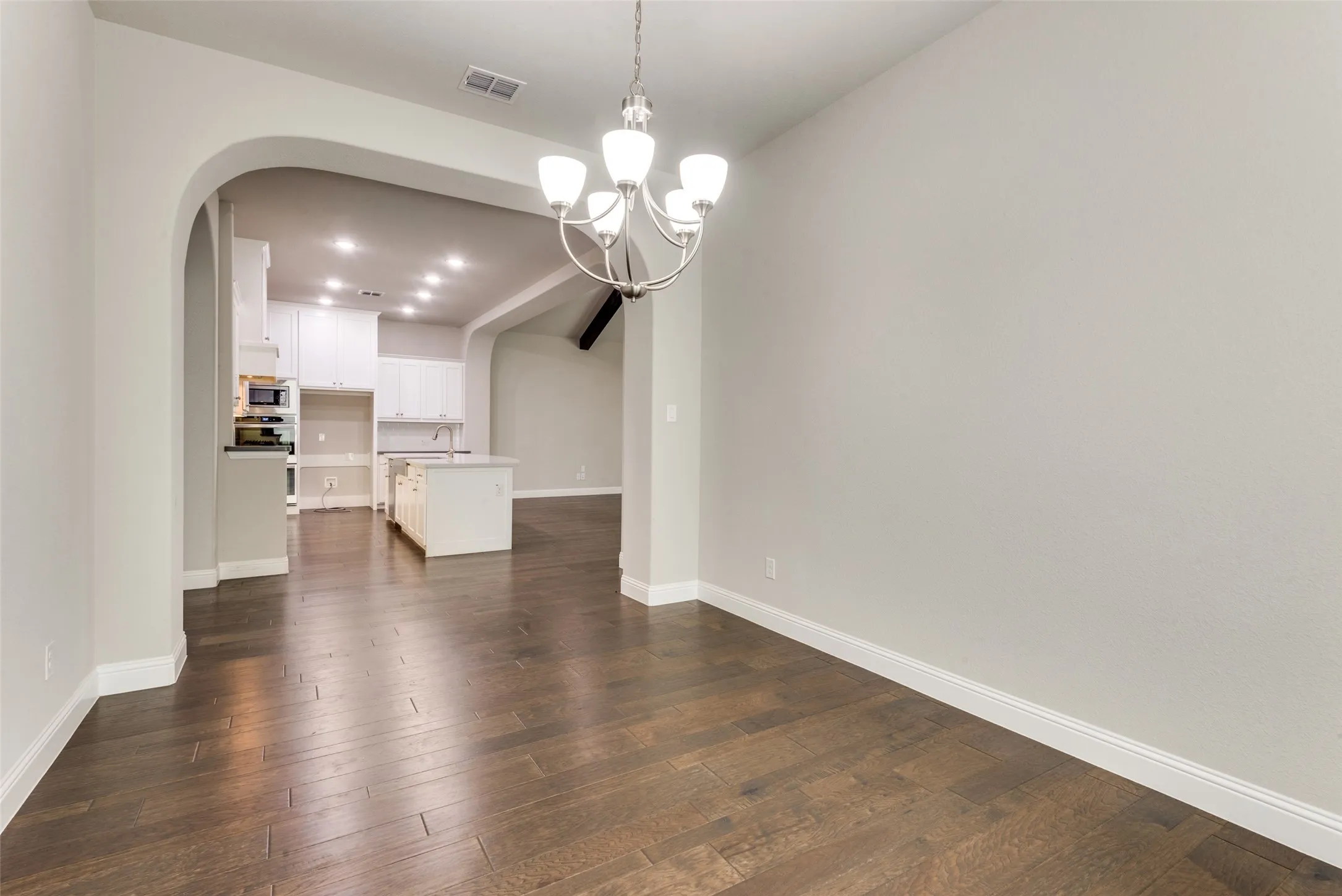 Single Family Residence For Sale in Denton County , 708 Dusty Trail, Little Elm, Texas 76227, 4 Bedroom, 3 Bathroom, 3 Garage spaces, 3,590 Sqft, built in 2018, mls#21339125, Real Estate Agent in Little Elm, Homes For Sale in Denton county, Homes For Sale in Little Elm, Realtor in Little Elm Texas, Real Estate Brokerage Independent Realty Texas, Luminita Cordes Realtor