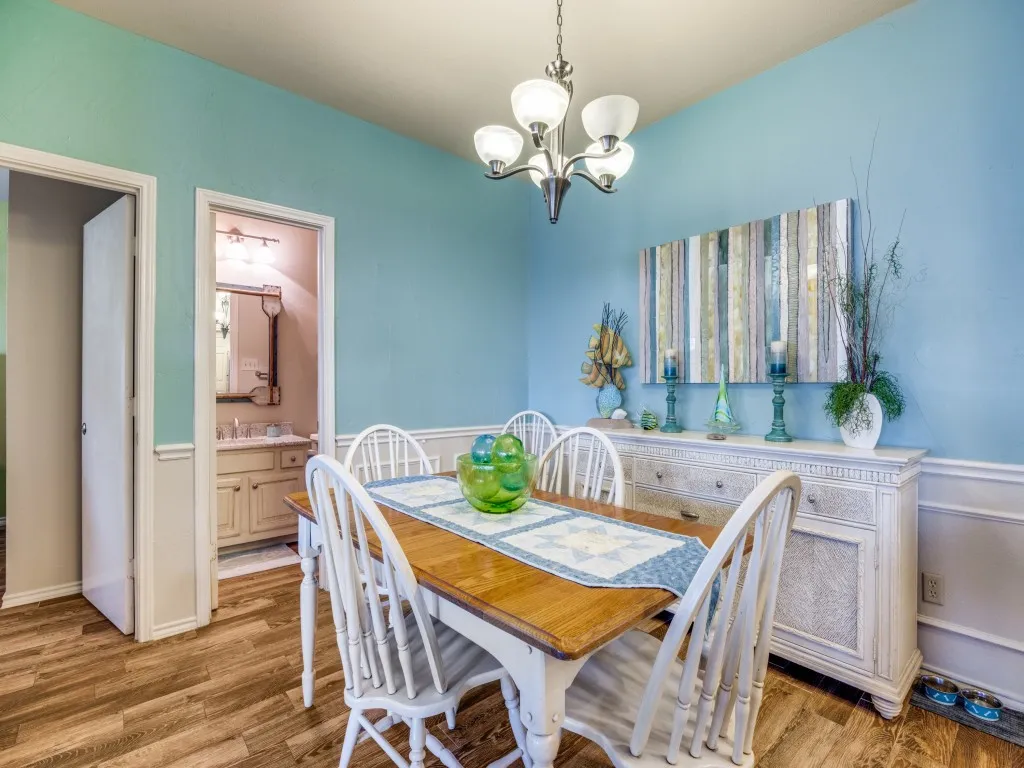 Condominium For Sale in Grayson County , 2164 Tanglewood Boulevard C115, Pottsboro, Texas 75076, 2 Bedrooms, 3 Bathrooms, Garage spaces, 1,251 Sqft, built in 1985, Price $265,000, mls#21339490, Real Estate Agent in Pottsboro, Homes For Sale in Grayson county, Homes For Sale in Pottsboro, Realtor in Pottsboro Texas, Real Estate Brokerage Independent Realty Texas, Luminita Cordes Realtor