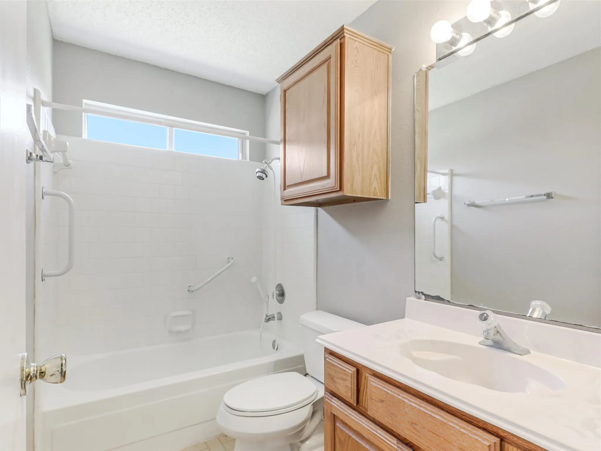 Single Family Residence For Sale in Collin County , 7850 Quest Court, Frisco, Texas 75035, 3 Bedroom, 2 Bathroom, 2 Garage spaces, 1,039 Sqft, built in 1986, mls#21324808, Real Estate Agent in Frisco, Homes For Sale in Collin county, Homes For Sale in Frisco, Realtor in Frisco Texas, Real Estate Brokerage Independent Realty Texas, Luminita Cordes Realtor