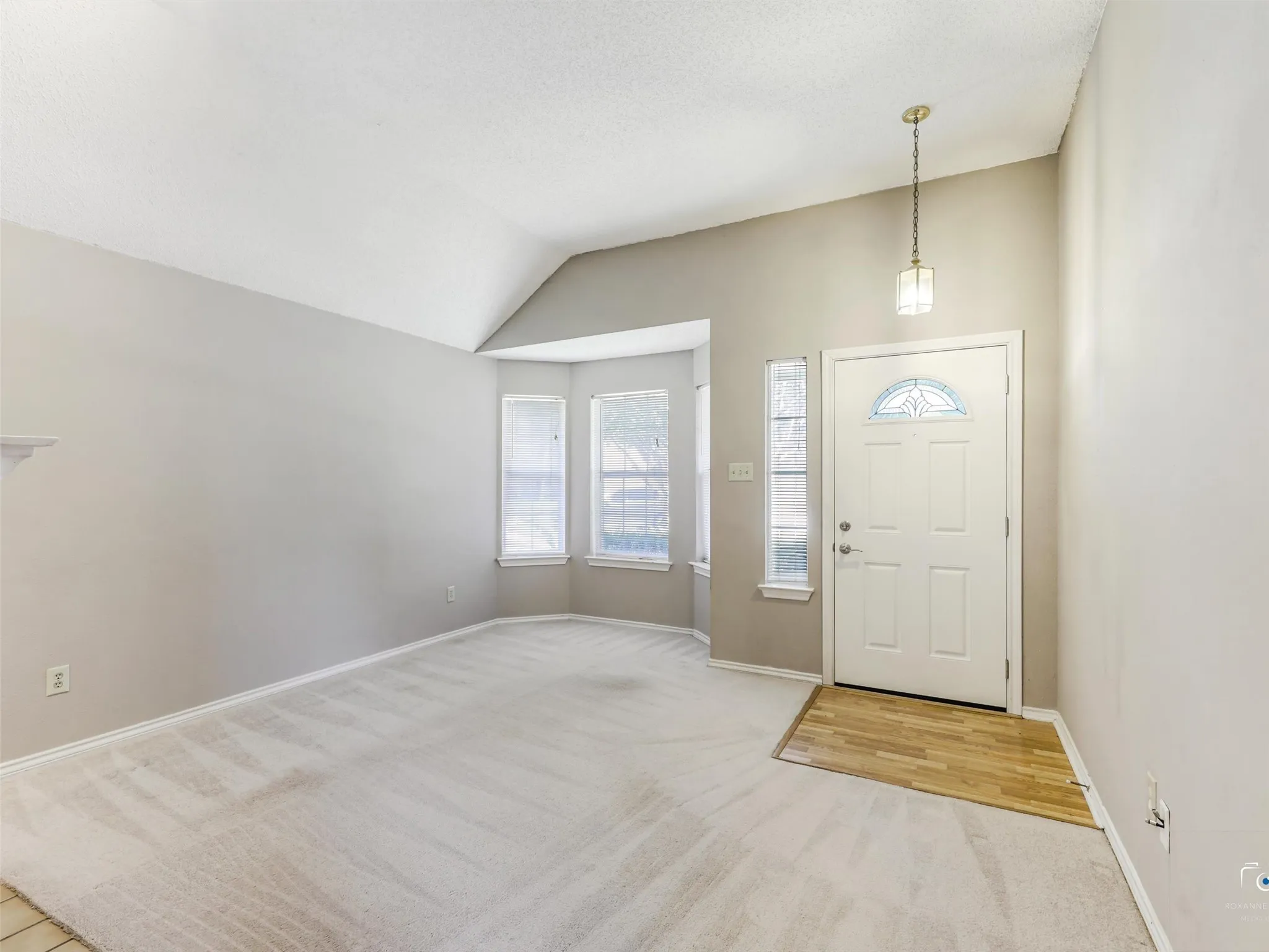 Single Family Residence For Sale in Collin County , 7850 Quest Court, Frisco, Texas 75035, 3 Bedroom, 2 Bathroom, 2 Garage spaces, 1,039 Sqft, built in 1986, mls#21324808, Real Estate Agent in Frisco, Homes For Sale in Collin county, Homes For Sale in Frisco, Realtor in Frisco Texas, Real Estate Brokerage Independent Realty Texas, Luminita Cordes Realtor