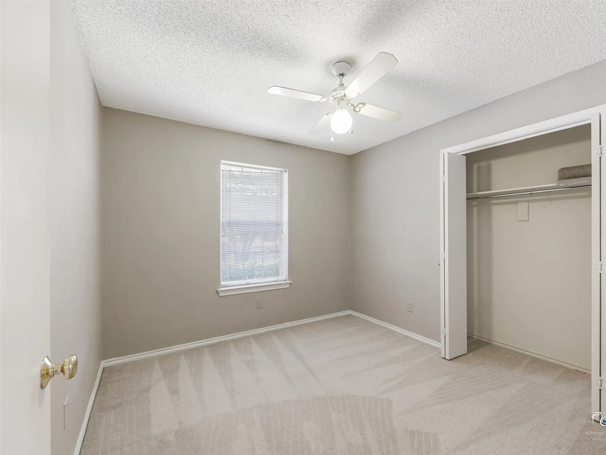 Single Family Residence For Sale in Collin County , 7850 Quest Court, Frisco, Texas 75035, 3 Bedroom, 2 Bathroom, 2 Garage spaces, 1,039 Sqft, built in 1986, mls#21324808, Real Estate Agent in Frisco, Homes For Sale in Collin county, Homes For Sale in Frisco, Realtor in Frisco Texas, Real Estate Brokerage Independent Realty Texas, Luminita Cordes Realtor