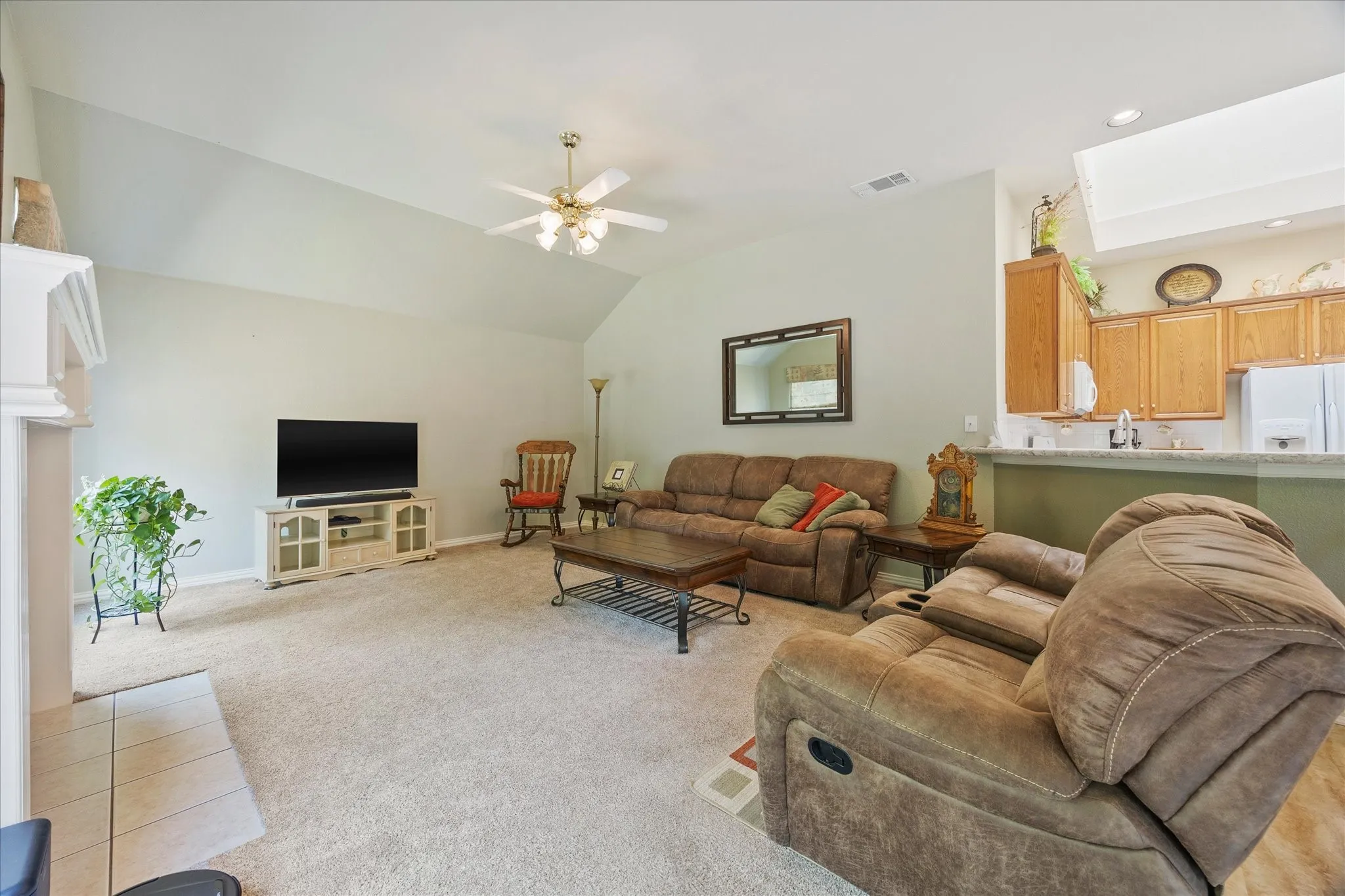 Single Family Residence For Sale in Dallas County , 5815 Teal Court, Sachse, Texas 75048, 4 Bedroom, 2 Bathroom, 2 Garage spaces, 2,088 Sqft, built in 2004, mls#21339333, Real Estate Agent in Sachse, Homes For Sale in Dallas county, Homes For Sale in Sachse, Realtor in Sachse Texas, Real Estate Brokerage Independent Realty Texas, Luminita Cordes Realtor