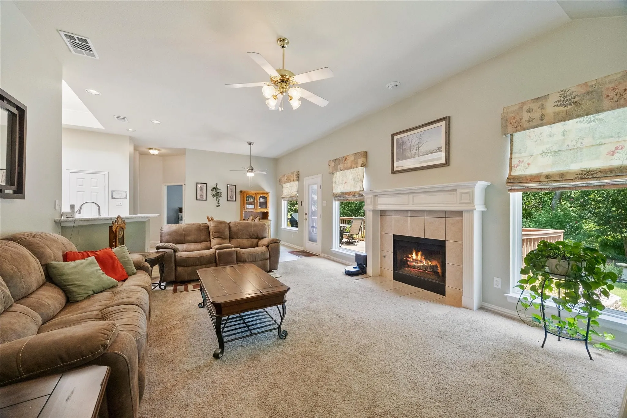 Single Family Residence For Sale in Dallas County , 5815 Teal Court, Sachse, Texas 75048, 4 Bedroom, 2 Bathroom, 2 Garage spaces, 2,088 Sqft, built in 2004, mls#21339333, Real Estate Agent in Sachse, Homes For Sale in Dallas county, Homes For Sale in Sachse, Realtor in Sachse Texas, Real Estate Brokerage Independent Realty Texas, Luminita Cordes Realtor