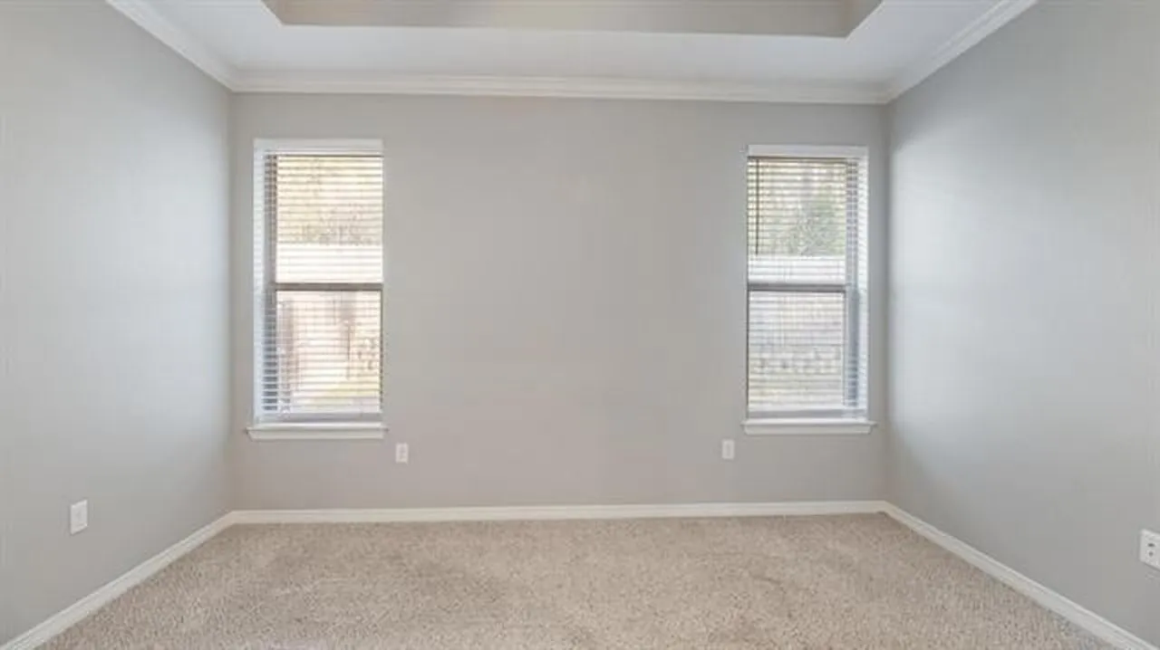 Single Family Residence For Sale in Smith County , 2927 Meadow Brook Trail, Tyler, Texas 75701, 3 Bedroom, 2 Bathroom, 2 Garage spaces, 1,385 Sqft, built in 2018, mls#21334417, Real Estate Agent in Tyler, Homes For Sale in Smith county, Homes For Sale in Tyler, Realtor in Tyler Texas, Real Estate Brokerage Independent Realty Texas, Luminita Cordes Realtor