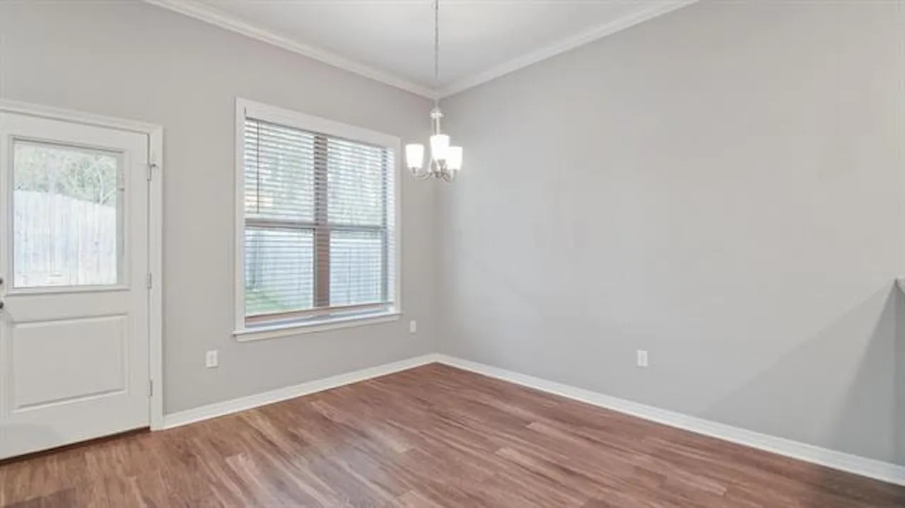 Single Family Residence For Sale in Smith County , 2927 Meadow Brook Trail, Tyler, Texas 75701, 3 Bedroom, 2 Bathroom, 2 Garage spaces, 1,385 Sqft, built in 2018, mls#21334417, Real Estate Agent in Tyler, Homes For Sale in Smith county, Homes For Sale in Tyler, Realtor in Tyler Texas, Real Estate Brokerage Independent Realty Texas, Luminita Cordes Realtor