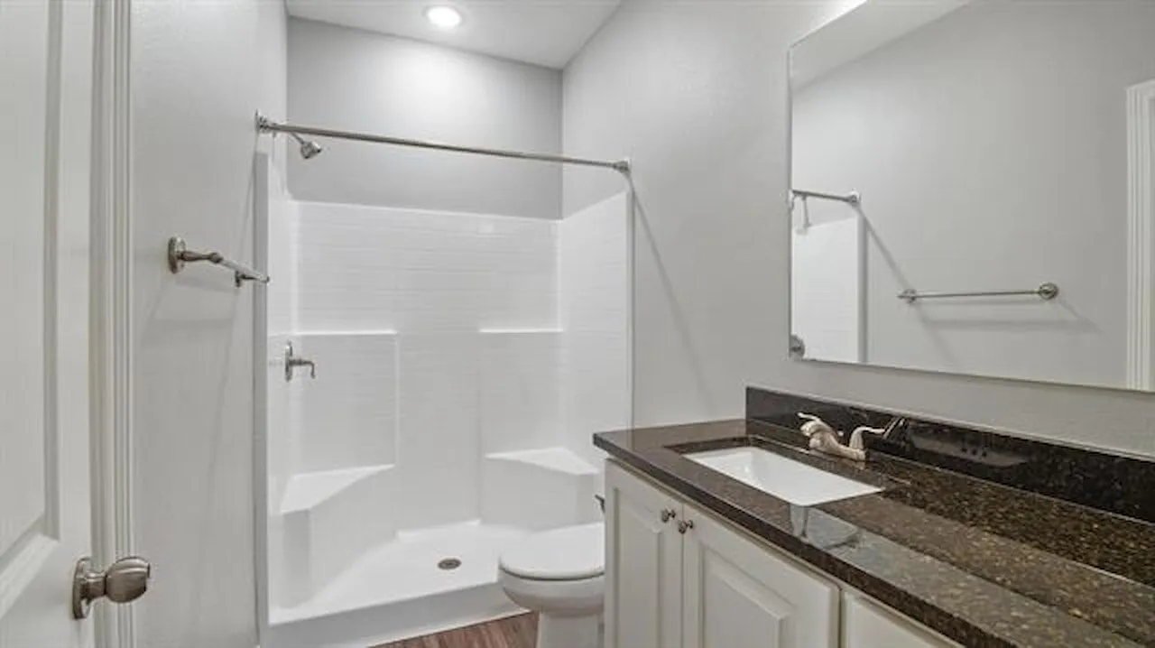 Single Family Residence For Sale in Smith County , 2927 Meadow Brook Trail, Tyler, Texas 75701, 3 Bedroom, 2 Bathroom, 2 Garage spaces, 1,385 Sqft, built in 2018, mls#21334417, Real Estate Agent in Tyler, Homes For Sale in Smith county, Homes For Sale in Tyler, Realtor in Tyler Texas, Real Estate Brokerage Independent Realty Texas, Luminita Cordes Realtor