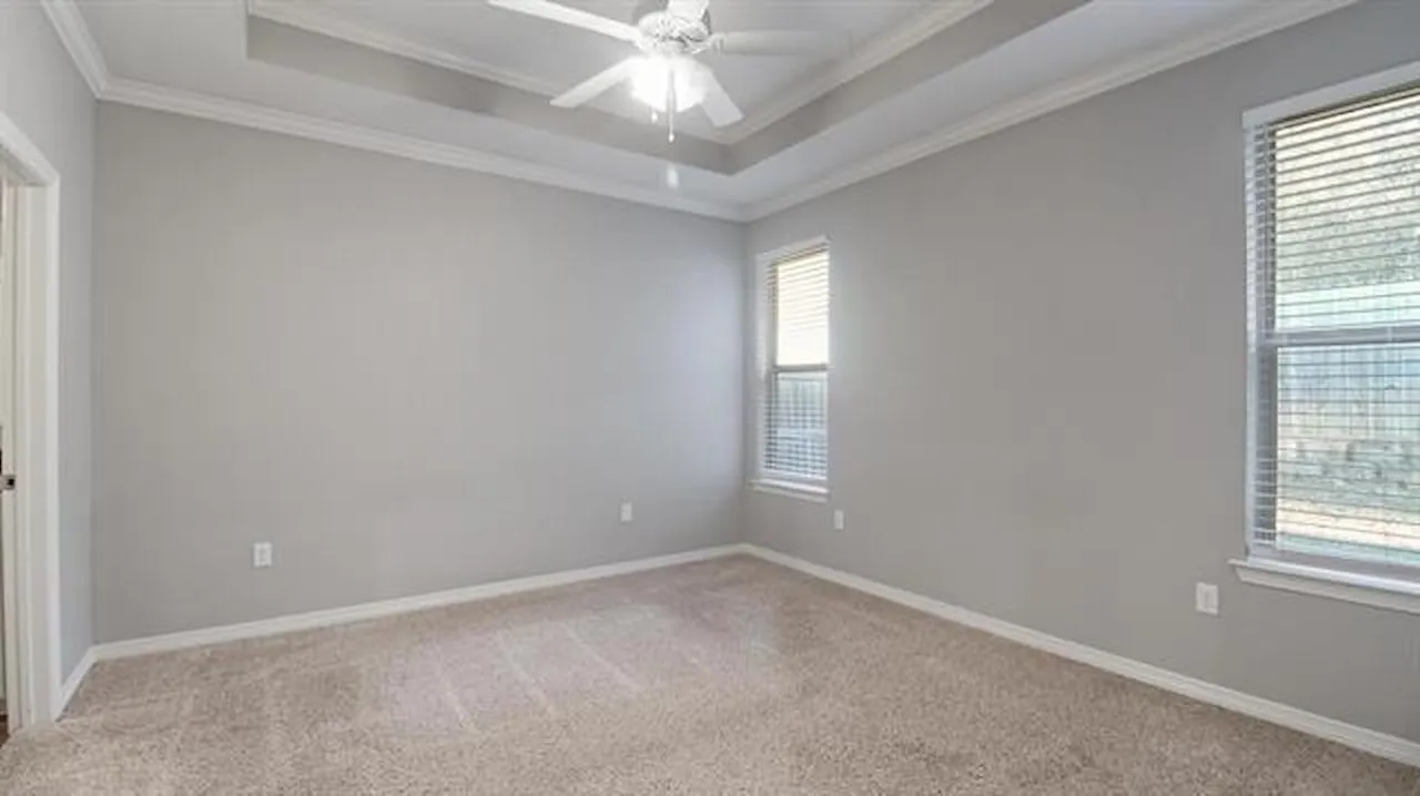 Single Family Residence For Sale in Smith County , 2927 Meadow Brook Trail, Tyler, Texas 75701, 3 Bedroom, 2 Bathroom, 2 Garage spaces, 1,385 Sqft, built in 2018, mls#21334417, Real Estate Agent in Tyler, Homes For Sale in Smith county, Homes For Sale in Tyler, Realtor in Tyler Texas, Real Estate Brokerage Independent Realty Texas, Luminita Cordes Realtor