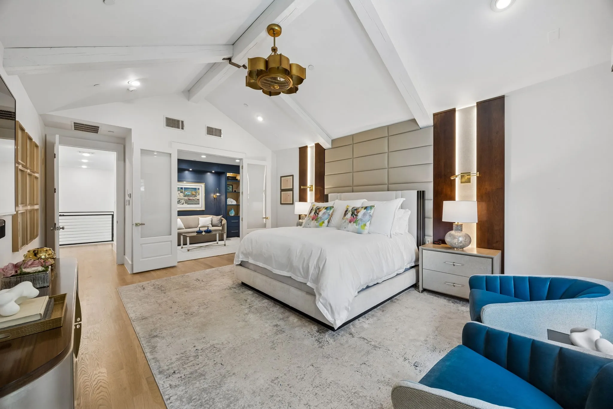 Single Family Residence For Sale in Dallas County , 3944 Wentwood Drive, University Park, Texas 75225, 5 Bedroom, 7 Bathroom, 3 Garage spaces, 6,084 Sqft, built in 2019, mls#21339540, Real Estate Agent in University Park, Homes For Sale in Dallas county, Homes For Sale in University Park, Realtor in University Park Texas, Real Estate Brokerage Independent Realty Texas, Luminita Cordes Realtor