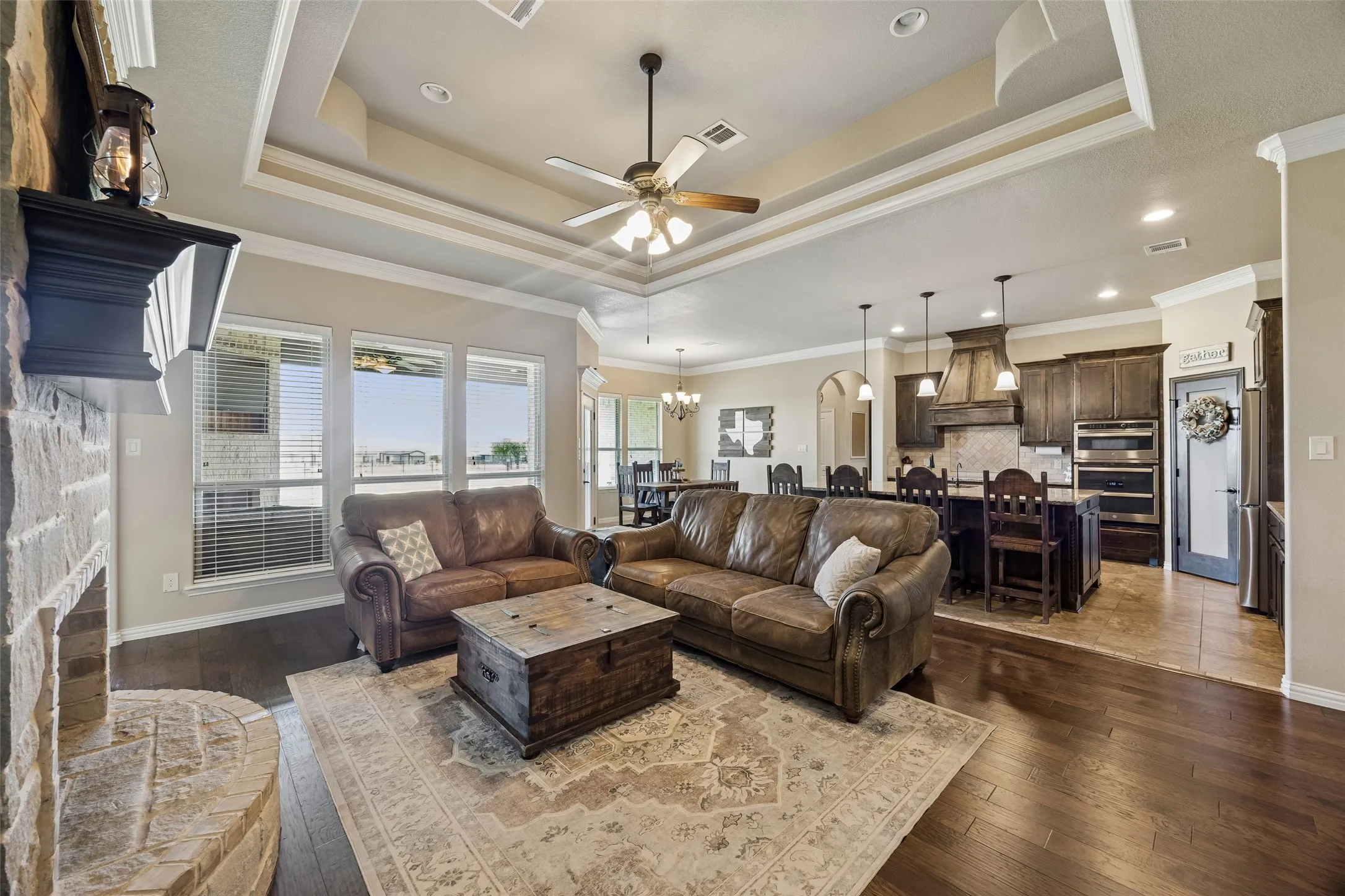 Views to the 1 acre lot from living room