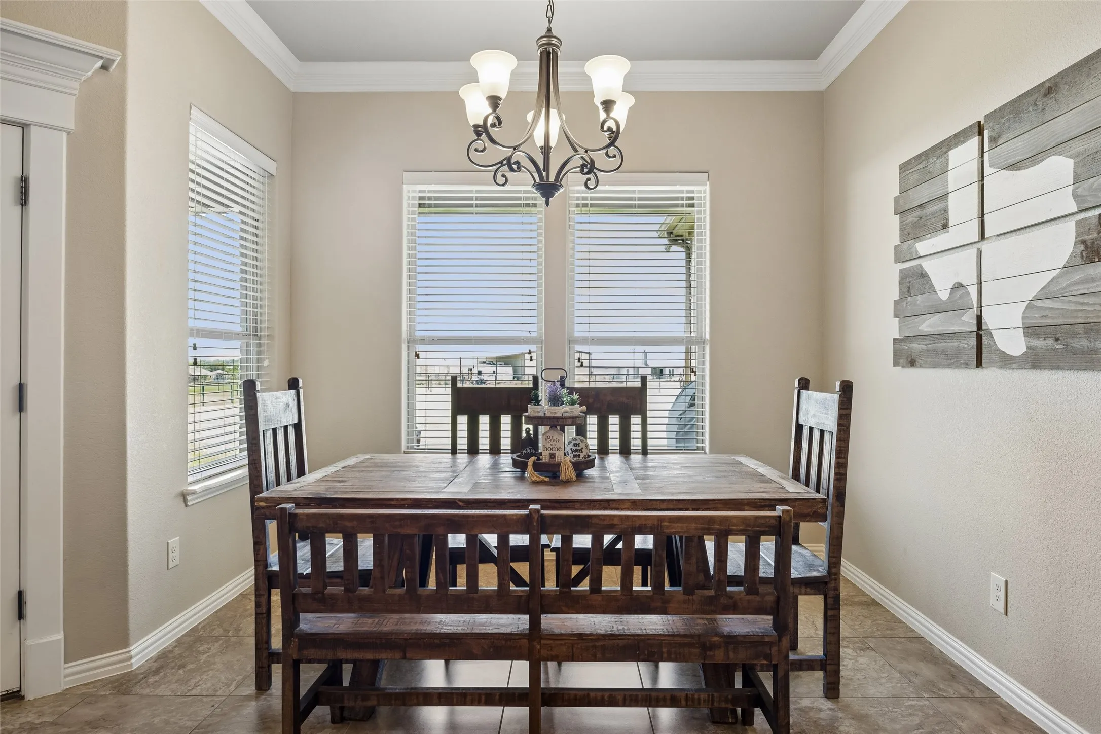Dedicated dining area or additional flex space