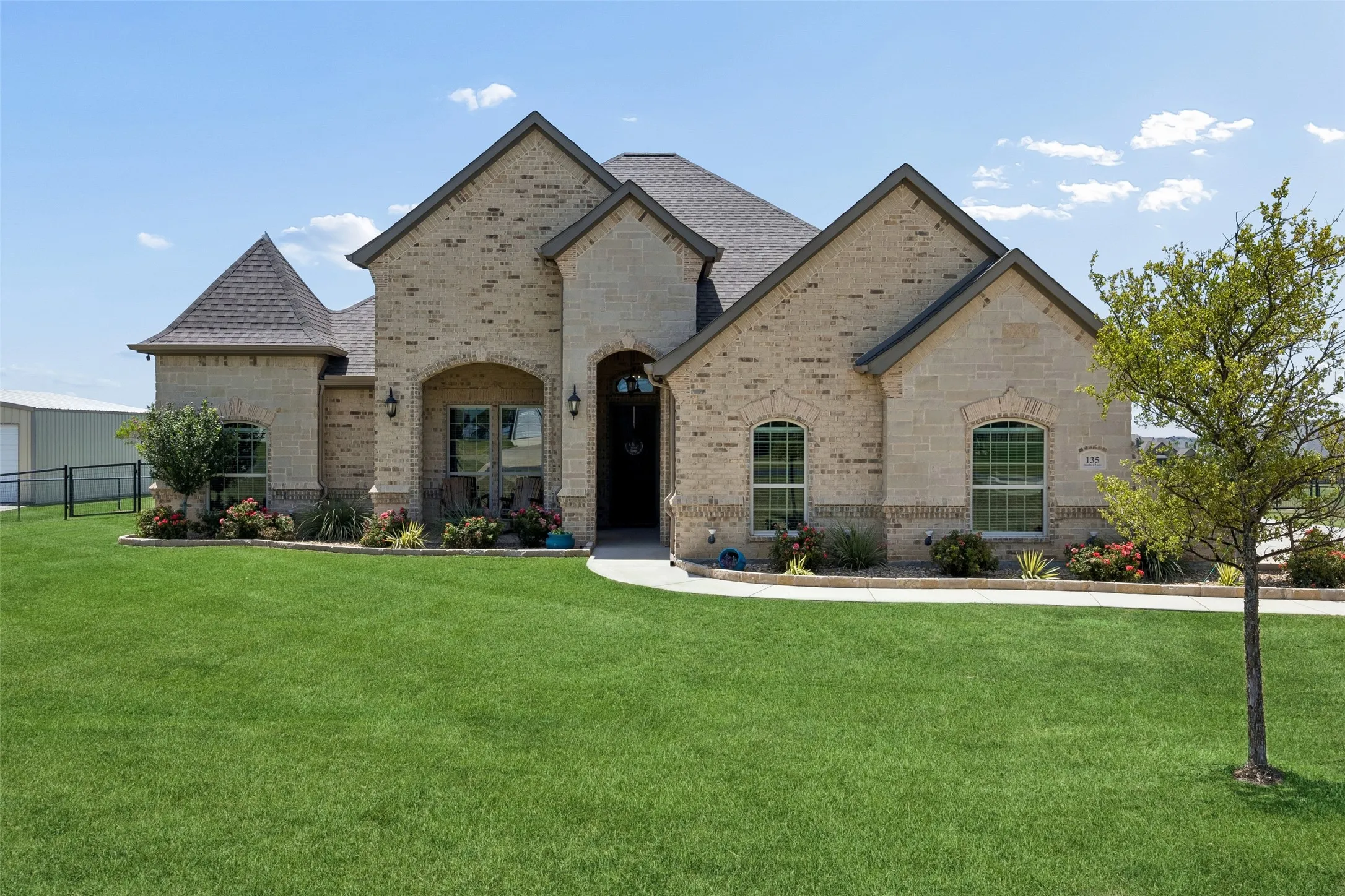 No HOA community