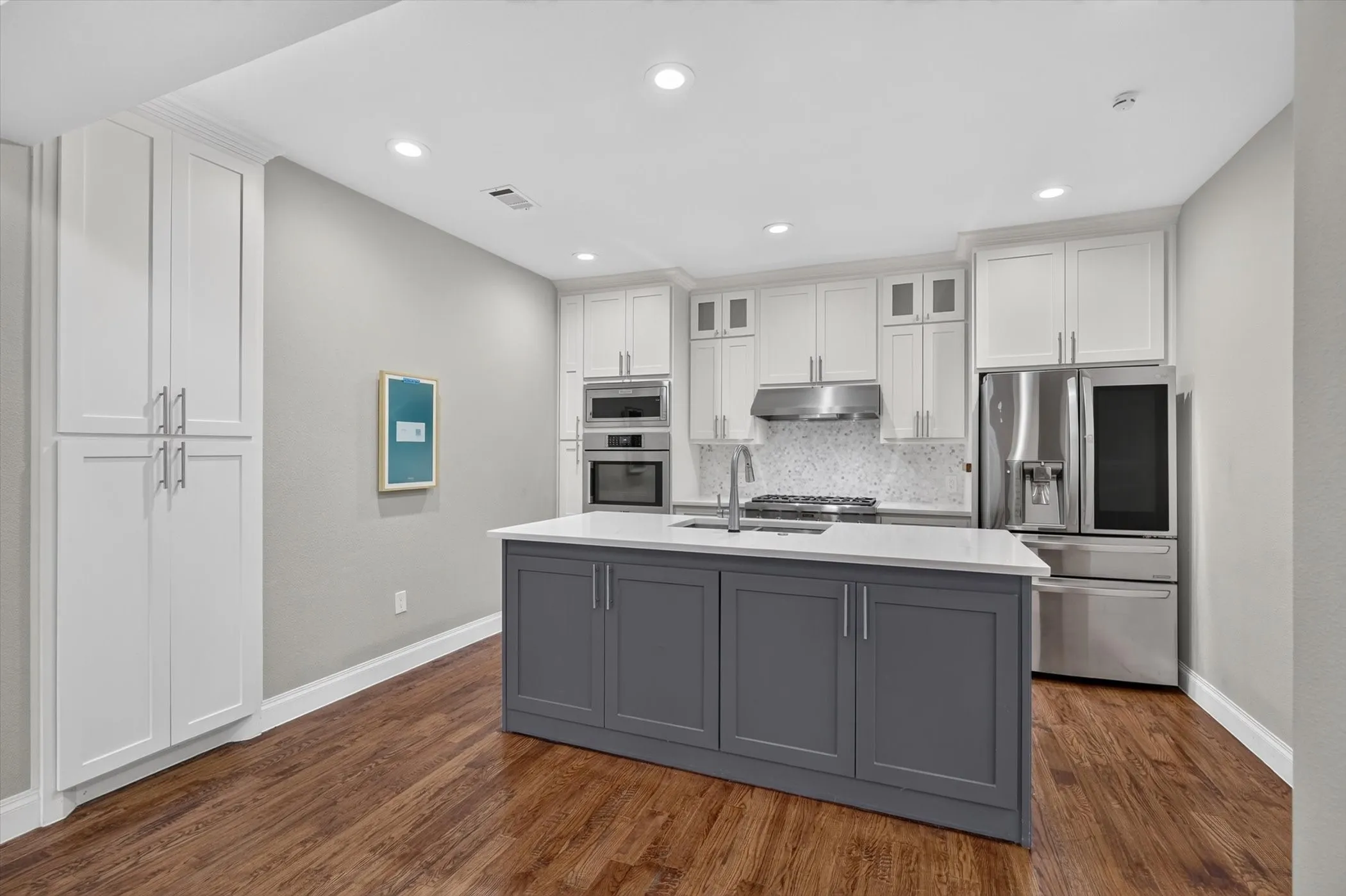 Single Family Residence For Sale in Dallas County , 4209 Pinecreek Drive, Rowlett, Texas 75088, 4 Bedroom, 4 Bathroom, 3 Garage spaces, 3,619 Sqft, built in 1998, mls#21338180, Real Estate Agent in Rowlett, Homes For Sale in Dallas county, Homes For Sale in Rowlett, Realtor in Rowlett Texas, Real Estate Brokerage Independent Realty Texas, Luminita Cordes Realtor
